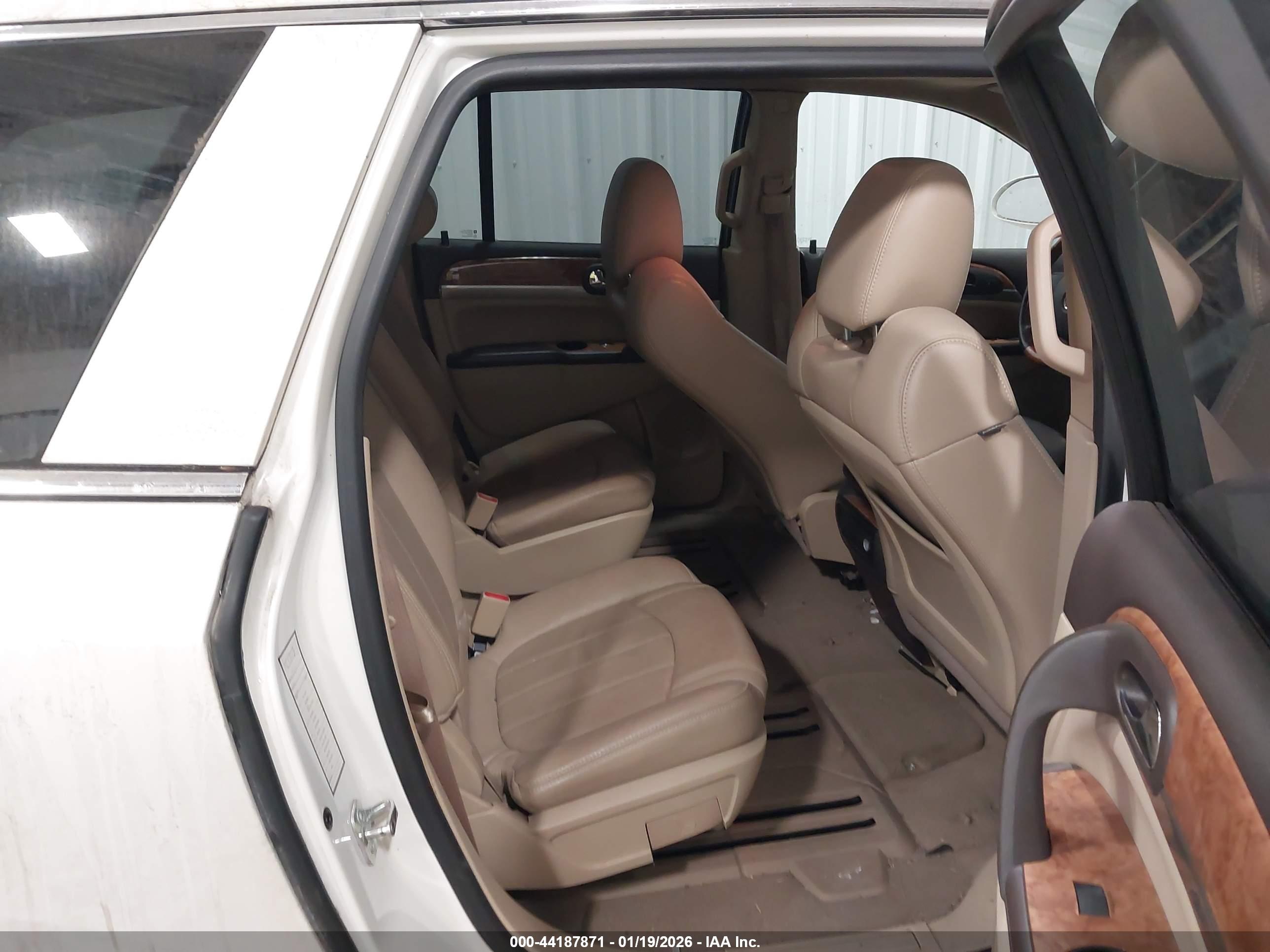BUICK ENCLAVE image 8