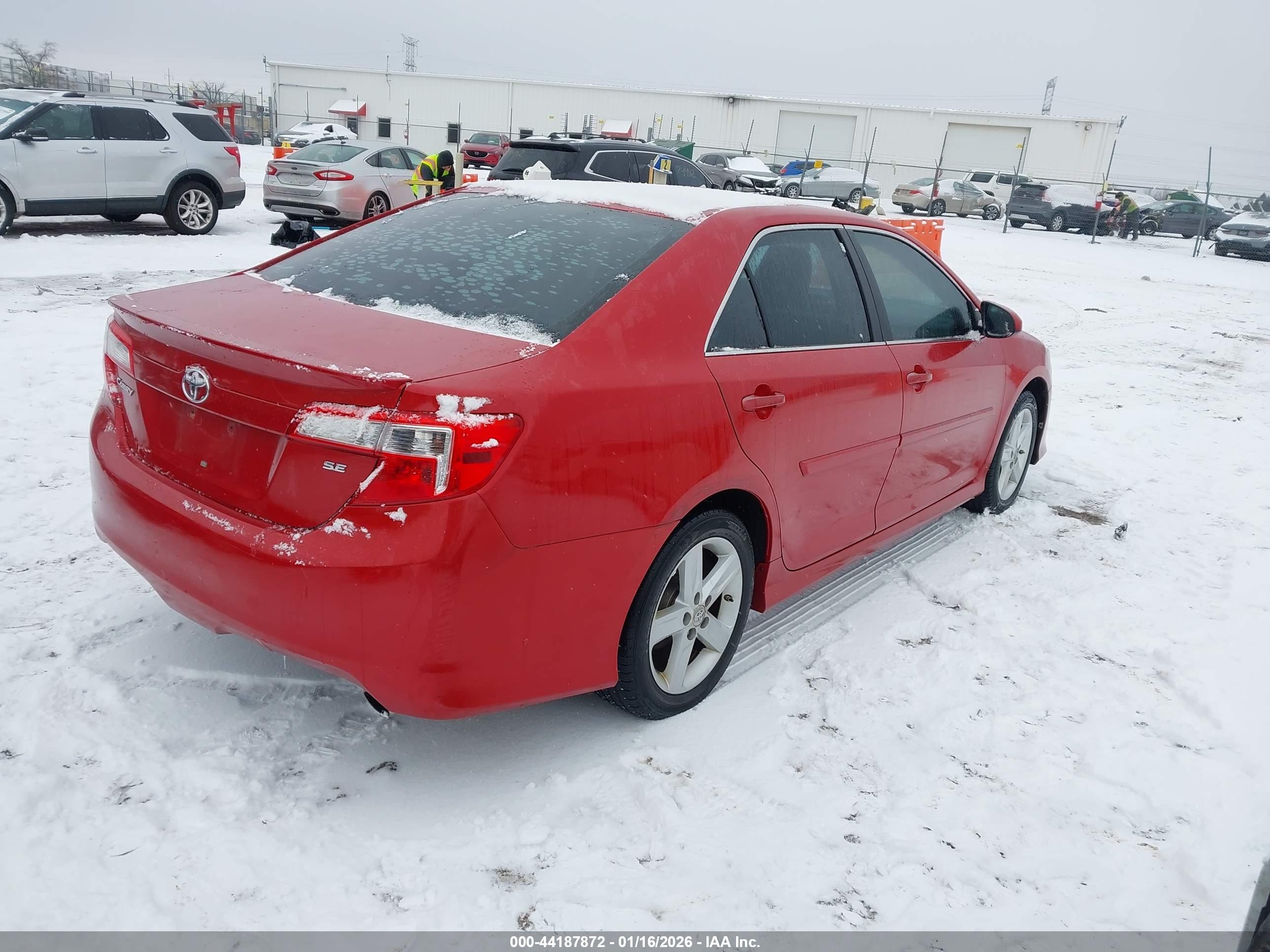 TOYOTA CAMRY image 4