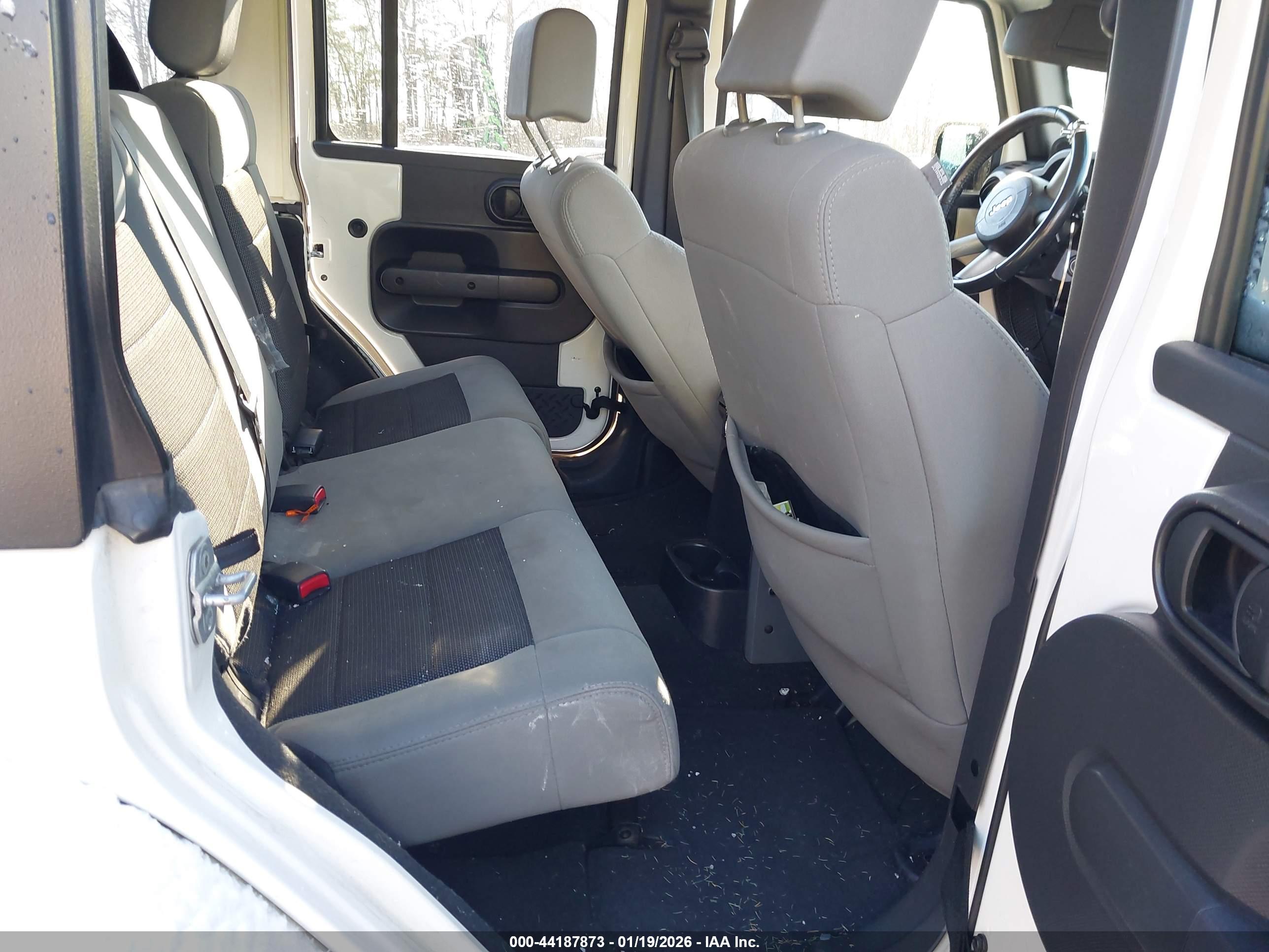 JEEP WRANGLER image 8