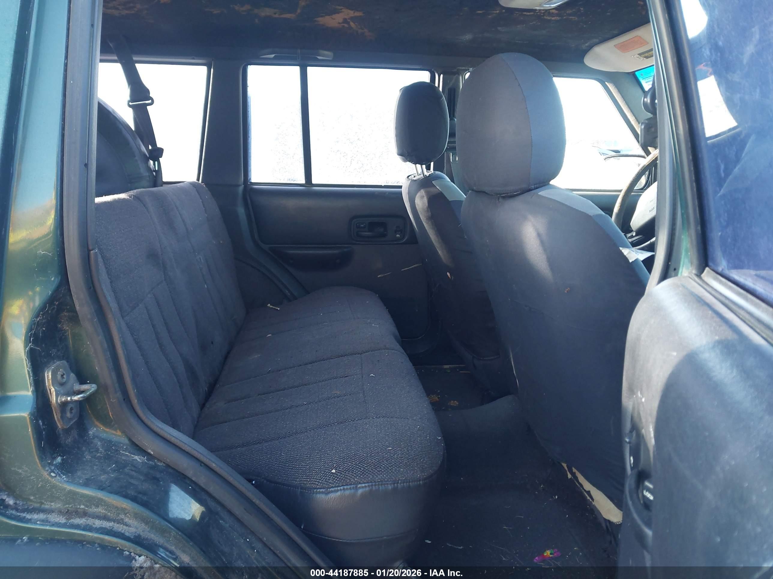 JEEP CHEROKEE image 8