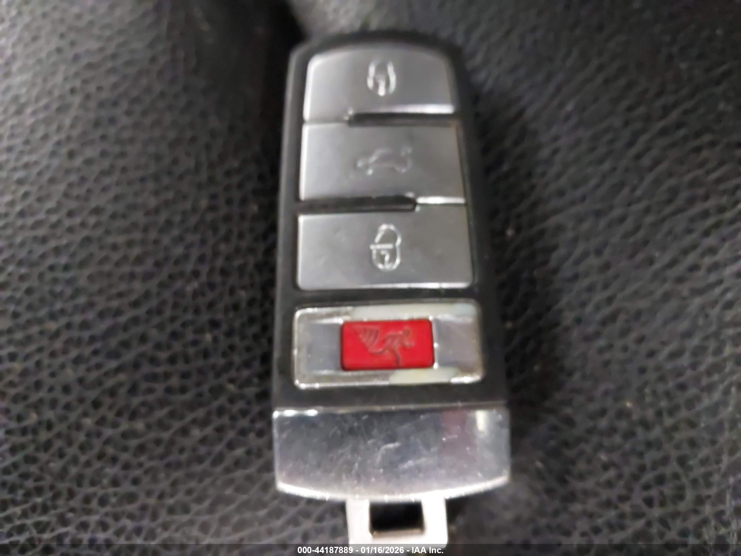 VOLKSWAGEN PASSAT image 11