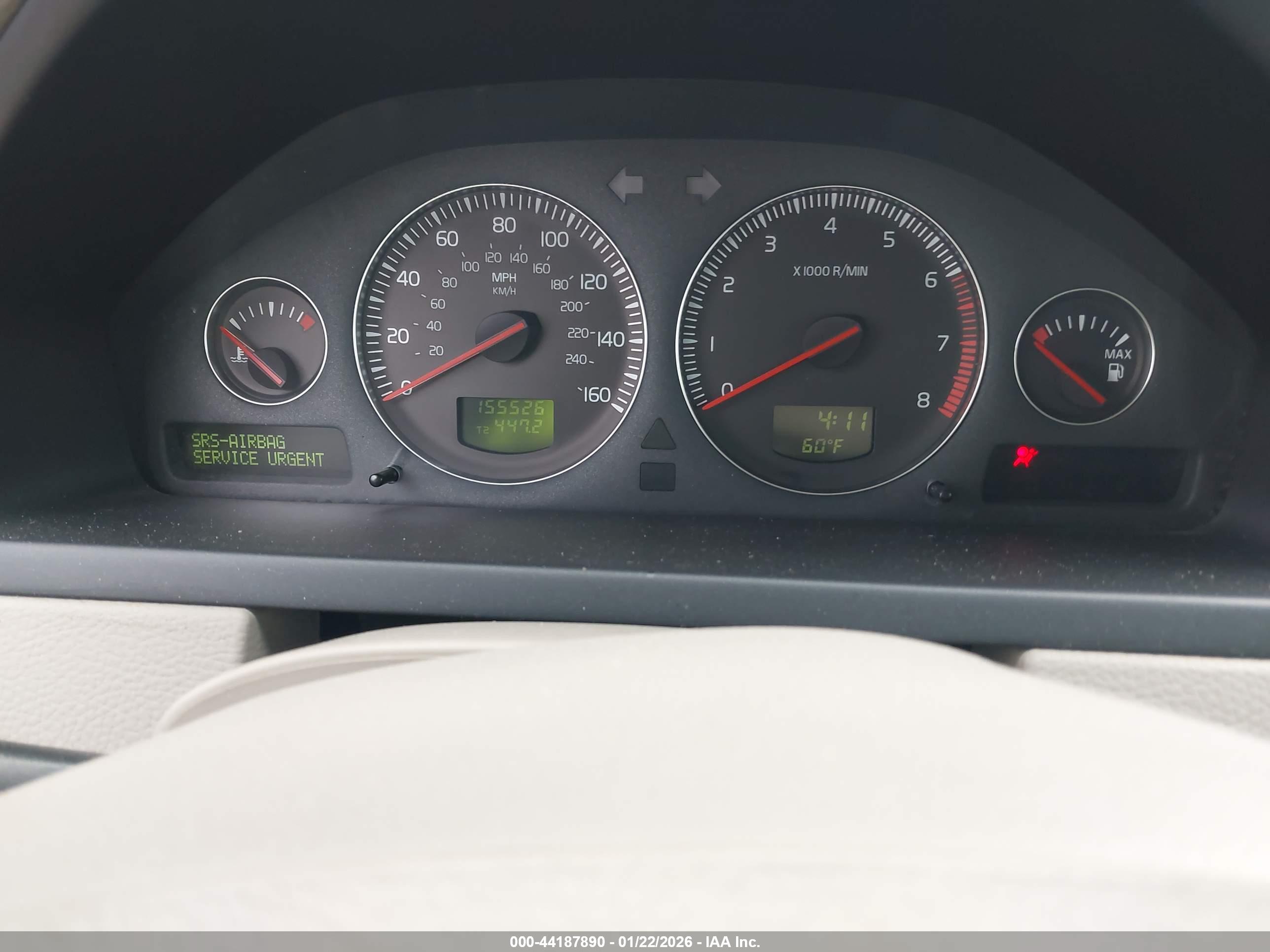VOLVO XC90 image 7