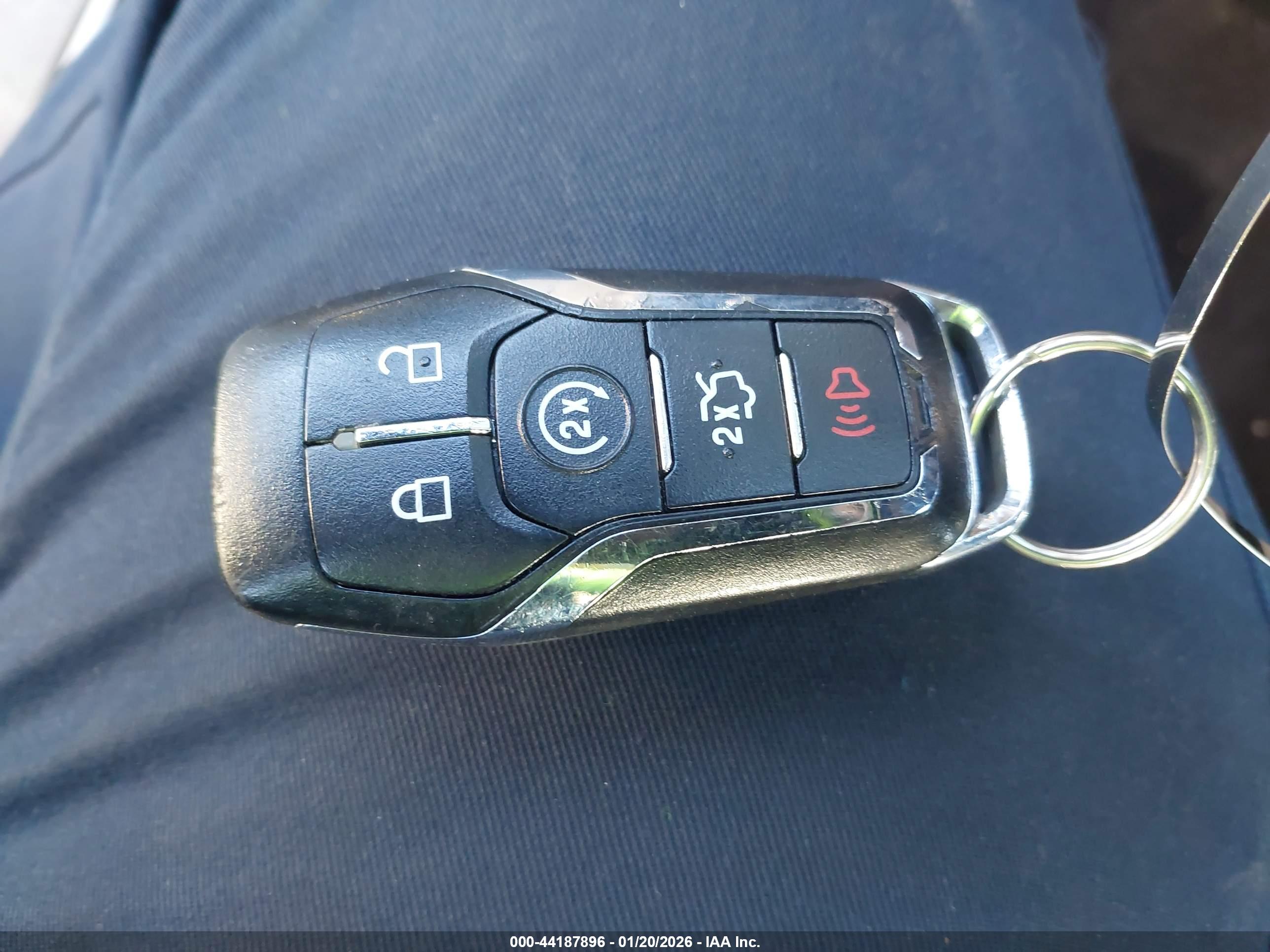 LINCOLN MKZ image 11