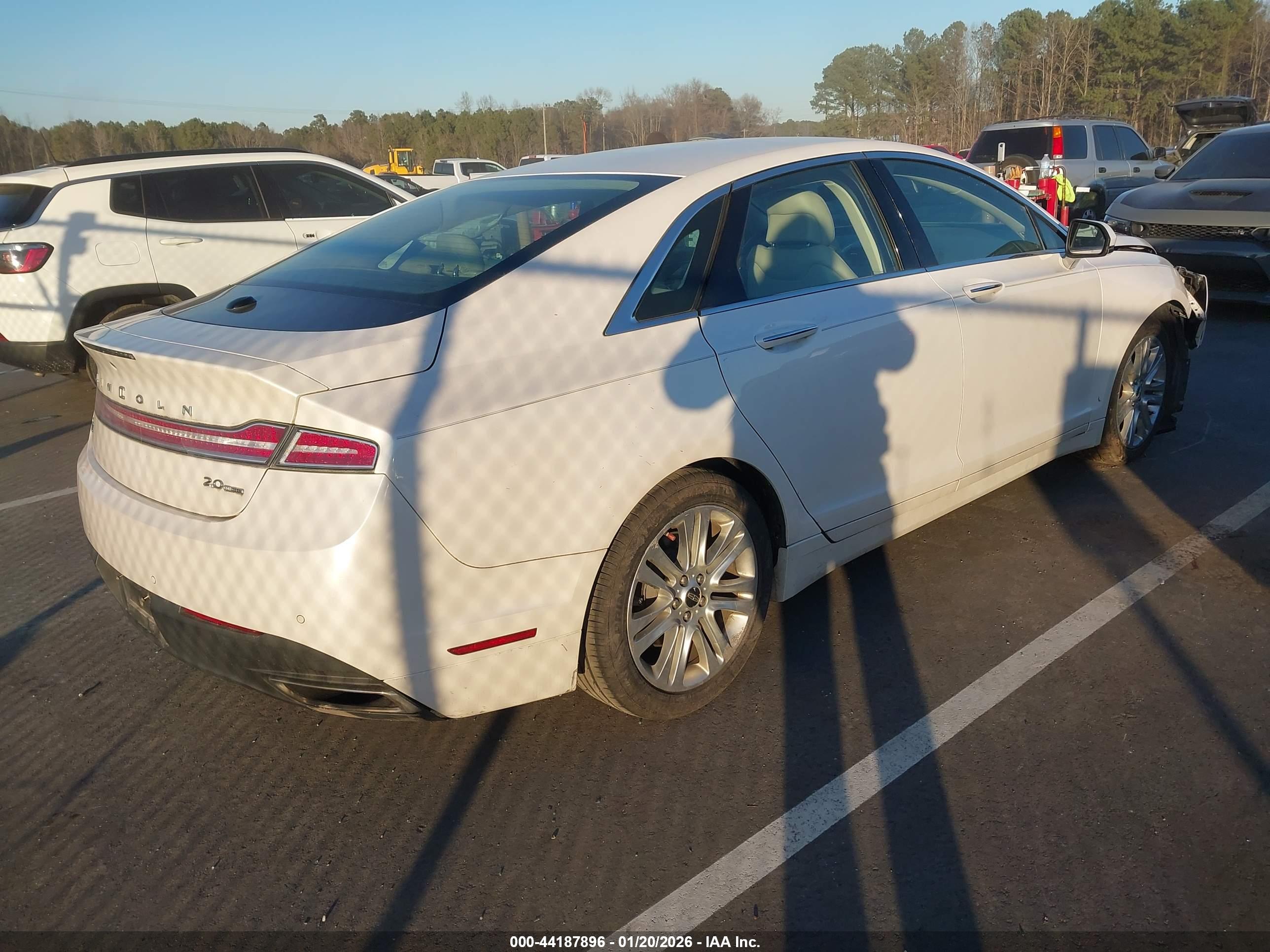 LINCOLN MKZ image 4