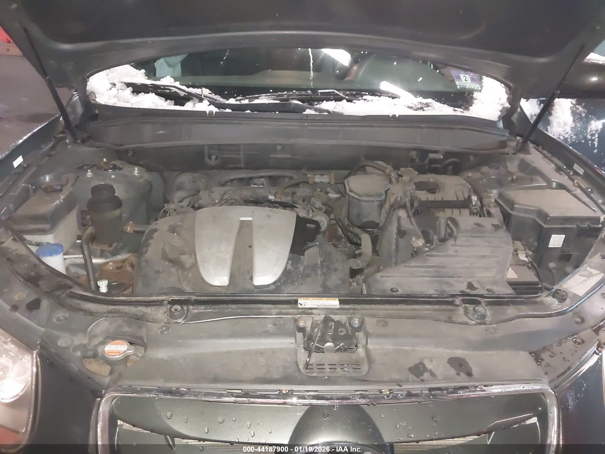 HYUNDAI SANTA image 10