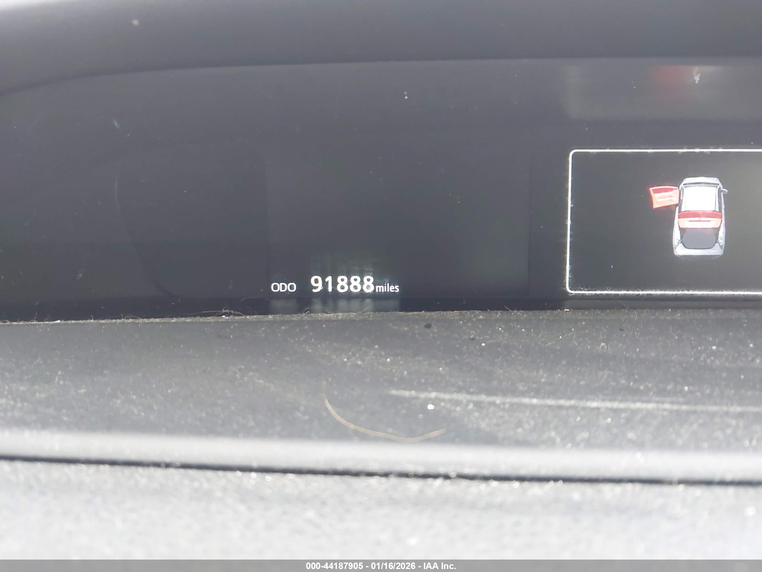 TOYOTA PRIUS image 7