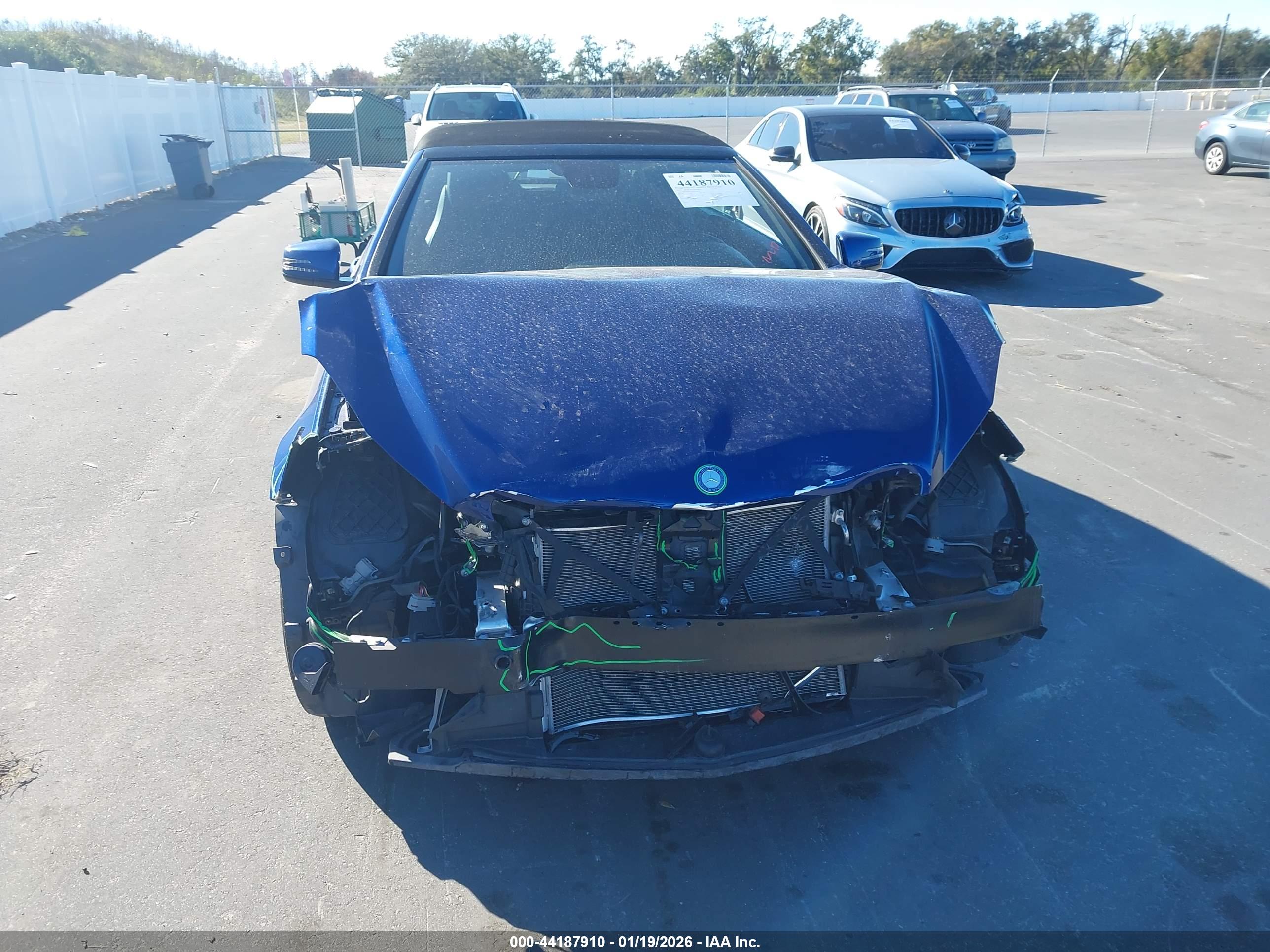 MERCEDES-BENZ E image 6