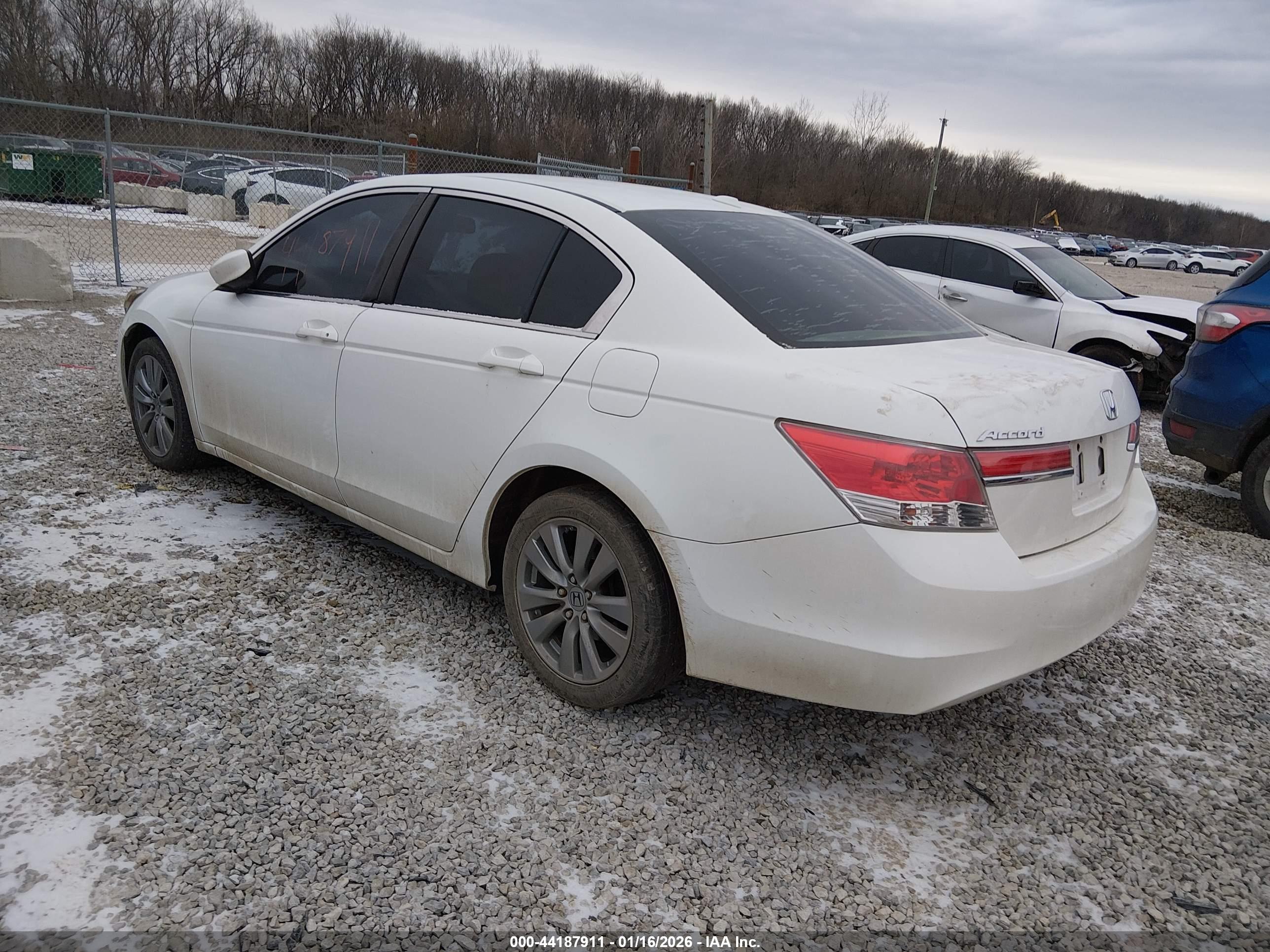 HONDA ACCORD image 3