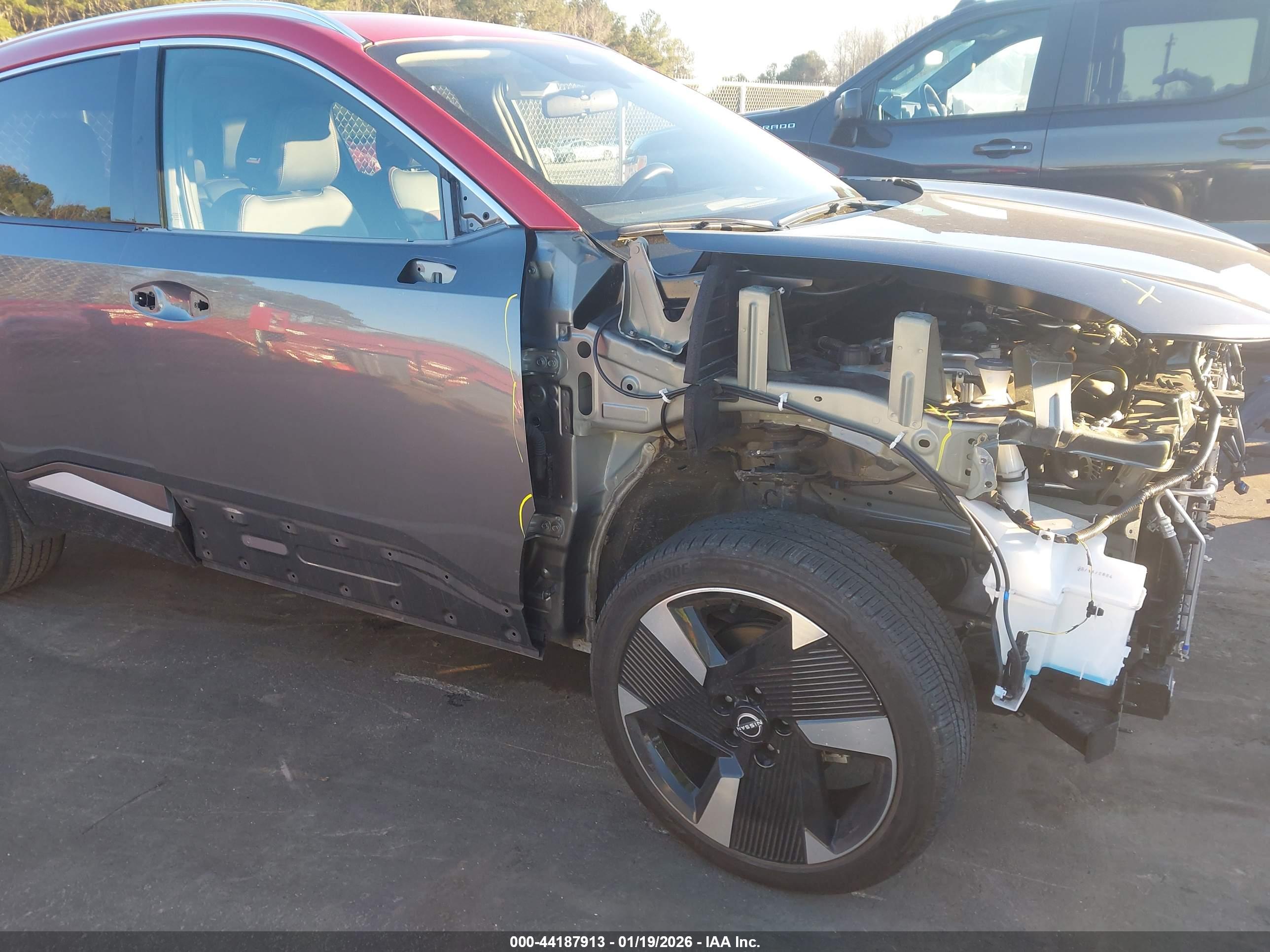 NISSAN KICKS image 6