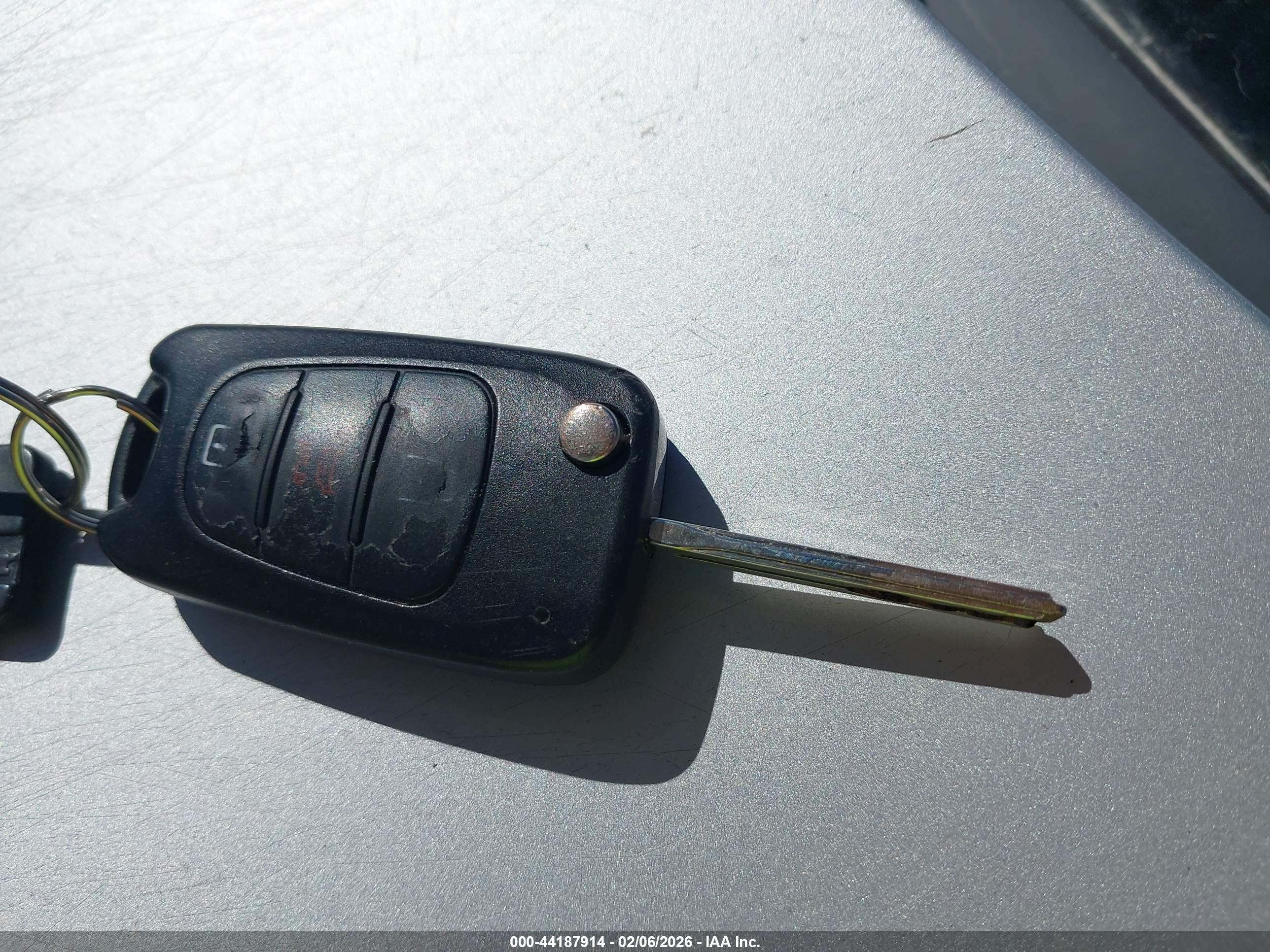 KIA SPORTAGE image 11