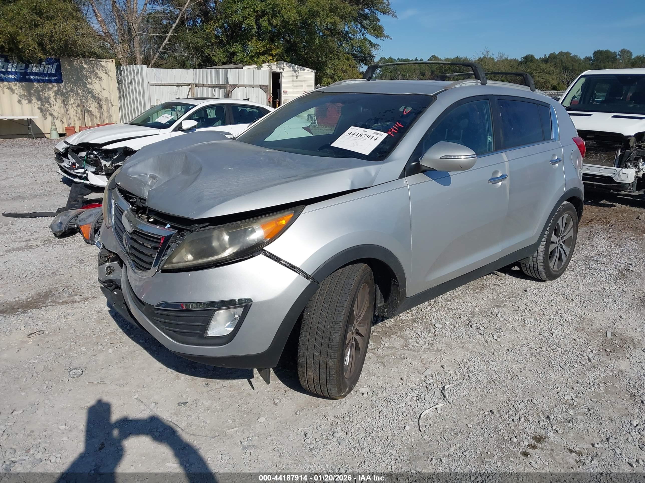 KIA SPORTAGE image 2