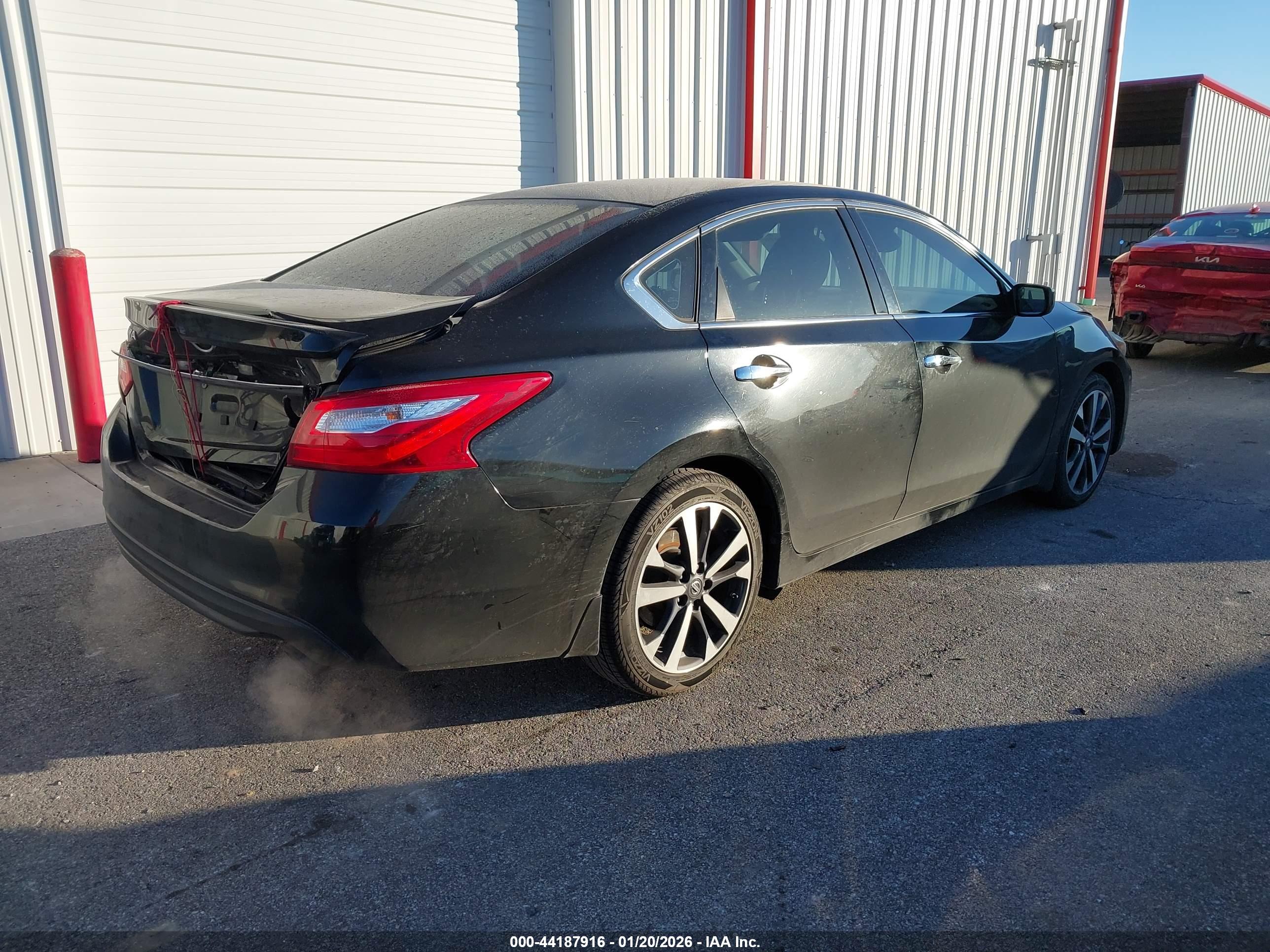 NISSAN ALTIMA image 4
