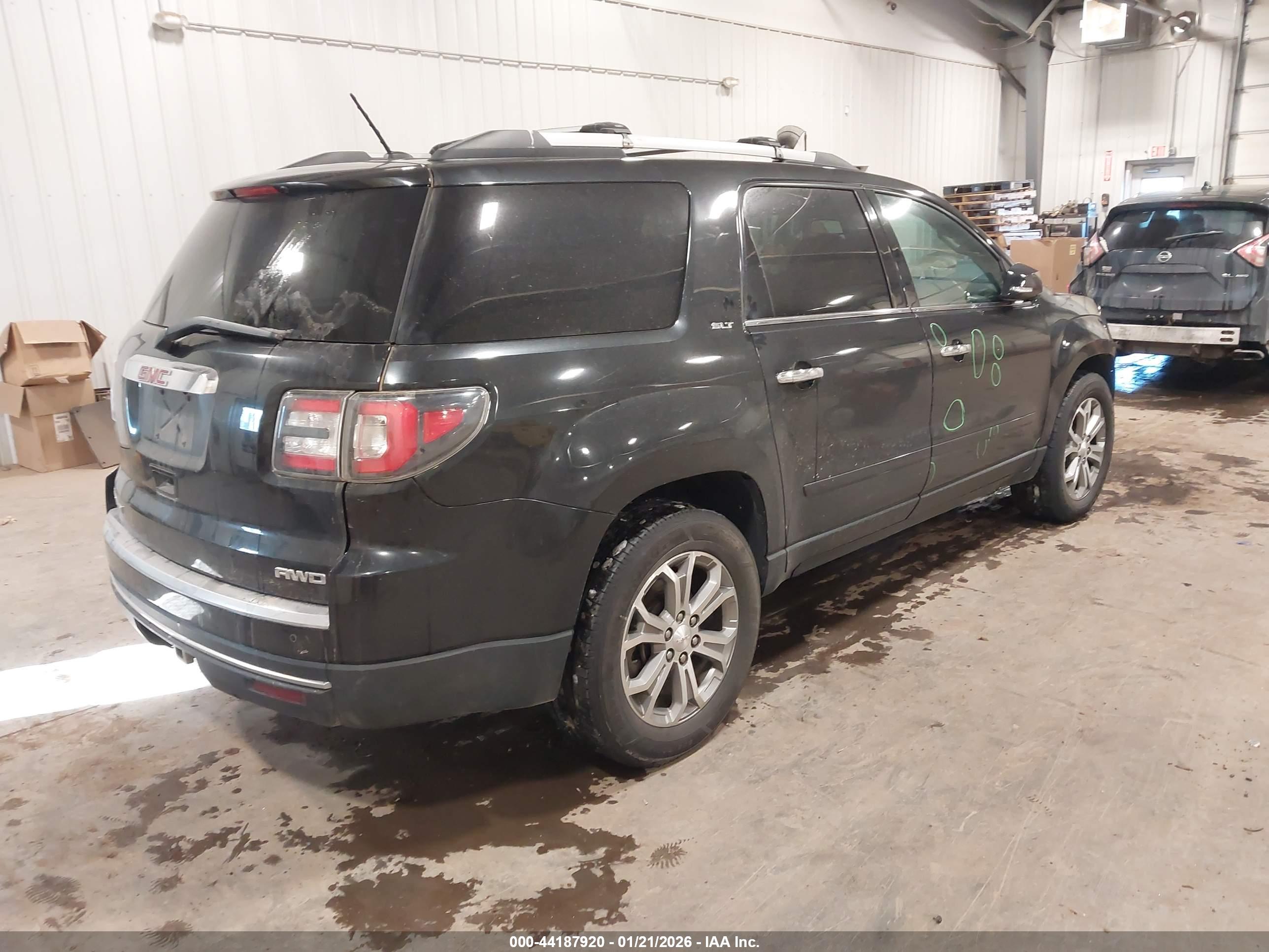 GMC ACADIA image 4
