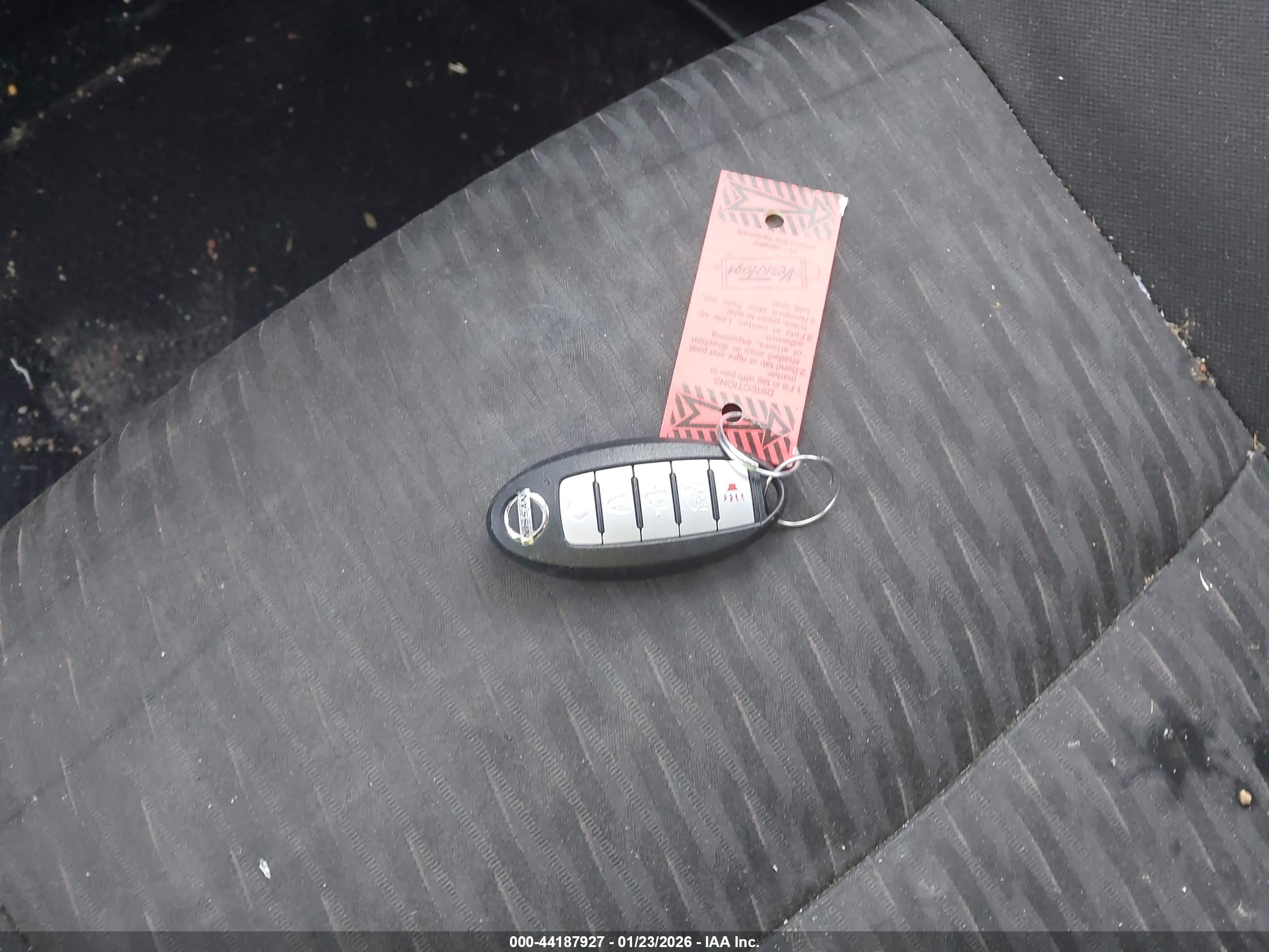 NISSAN ROGUE image 11