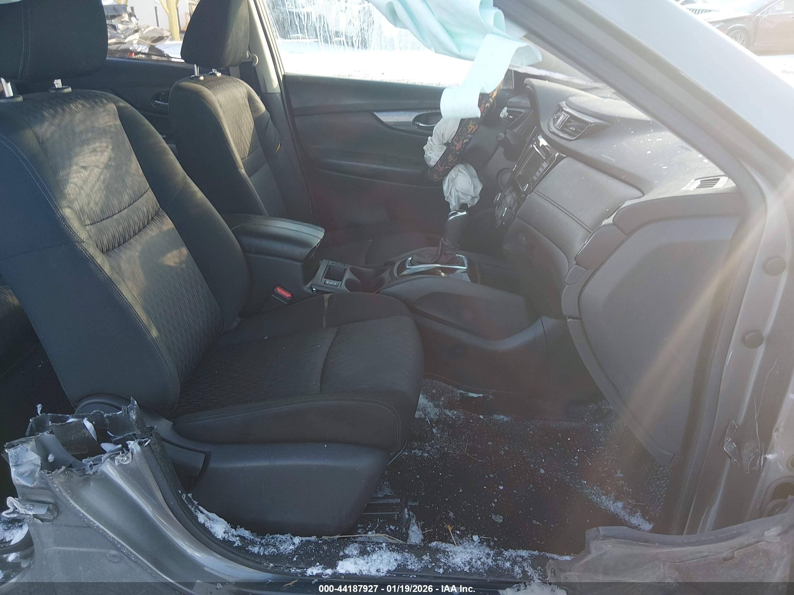 NISSAN ROGUE image 5
