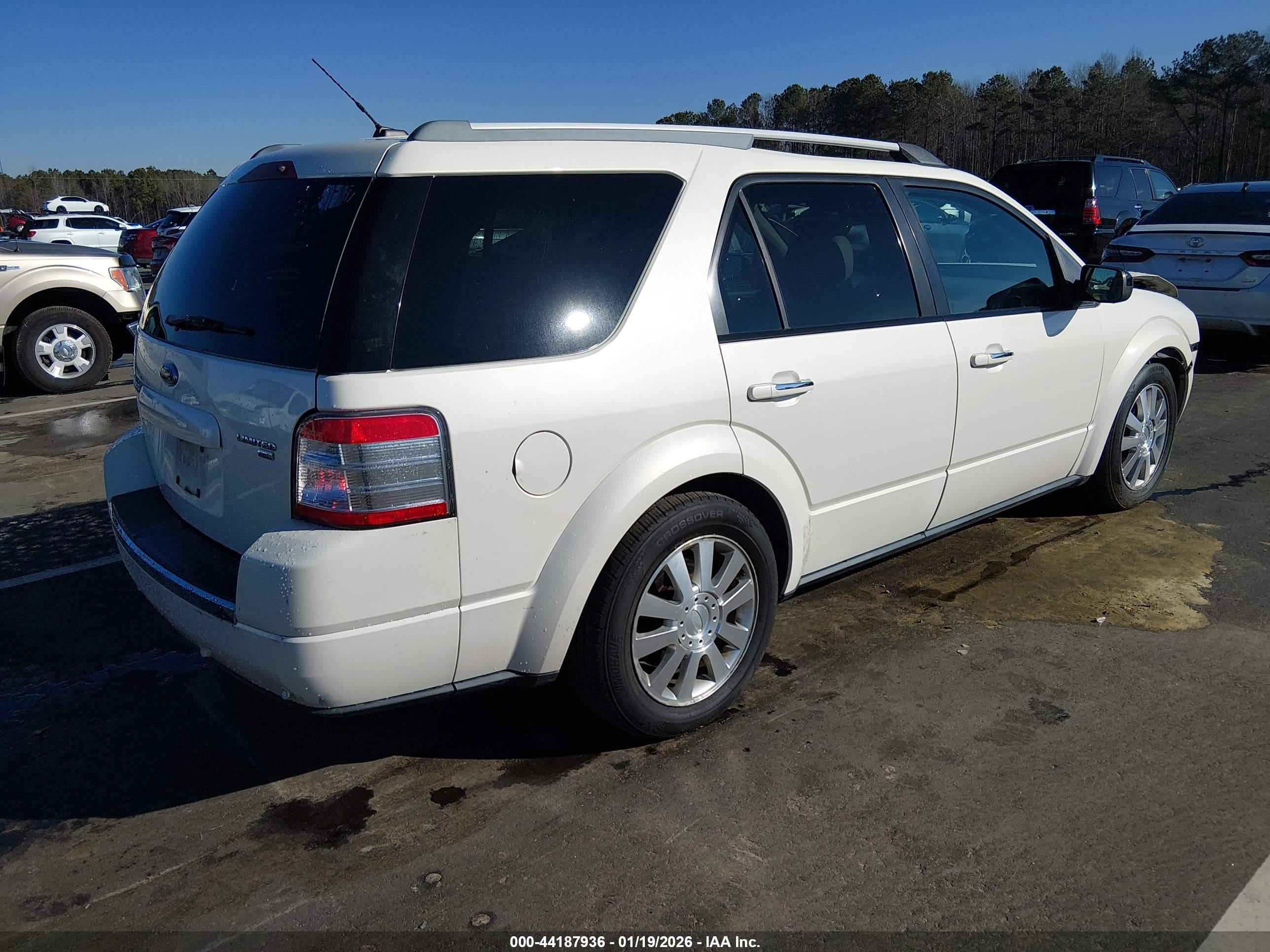FORD TAURUS image 4