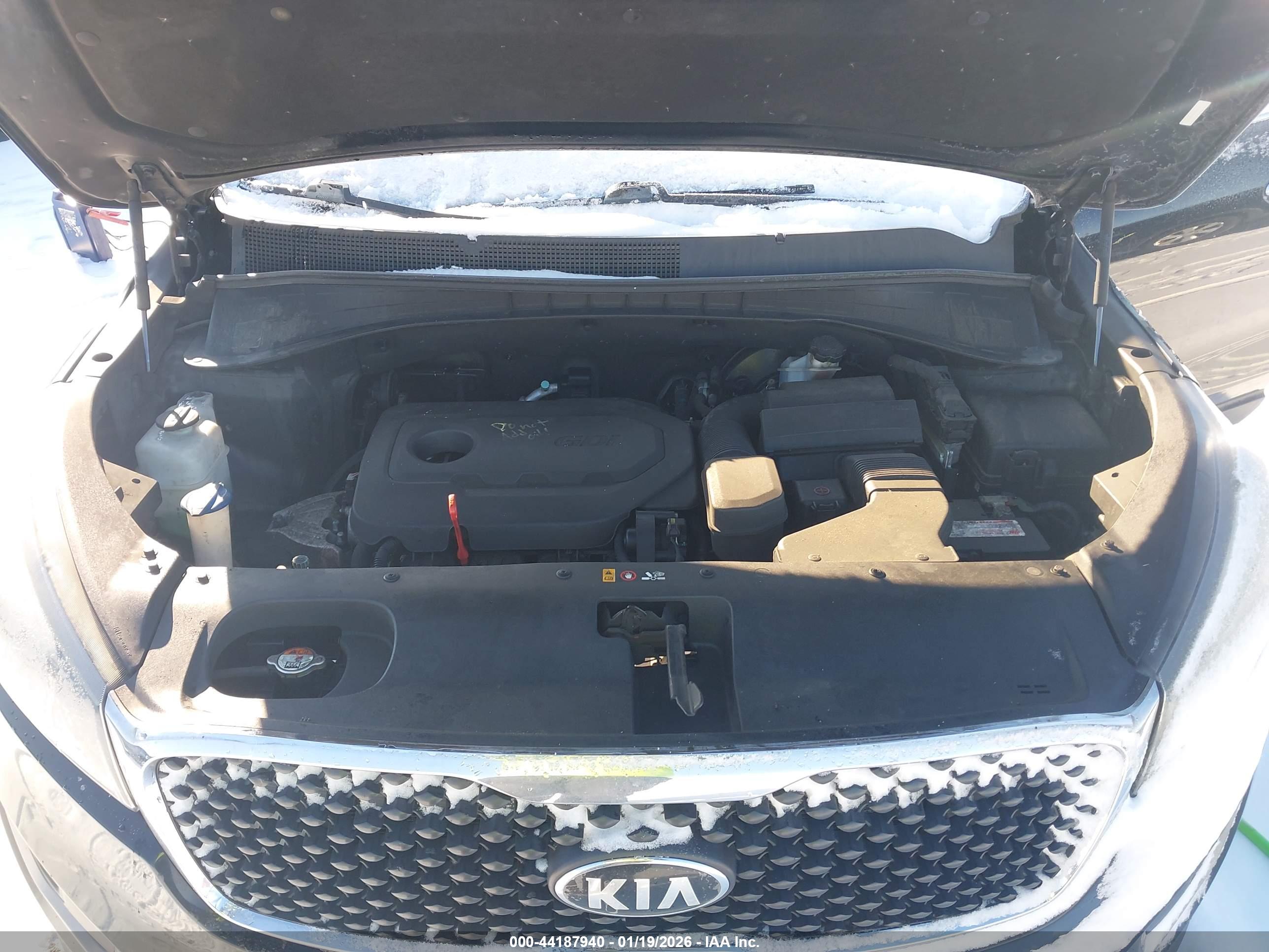 KIA SORENTO image 10