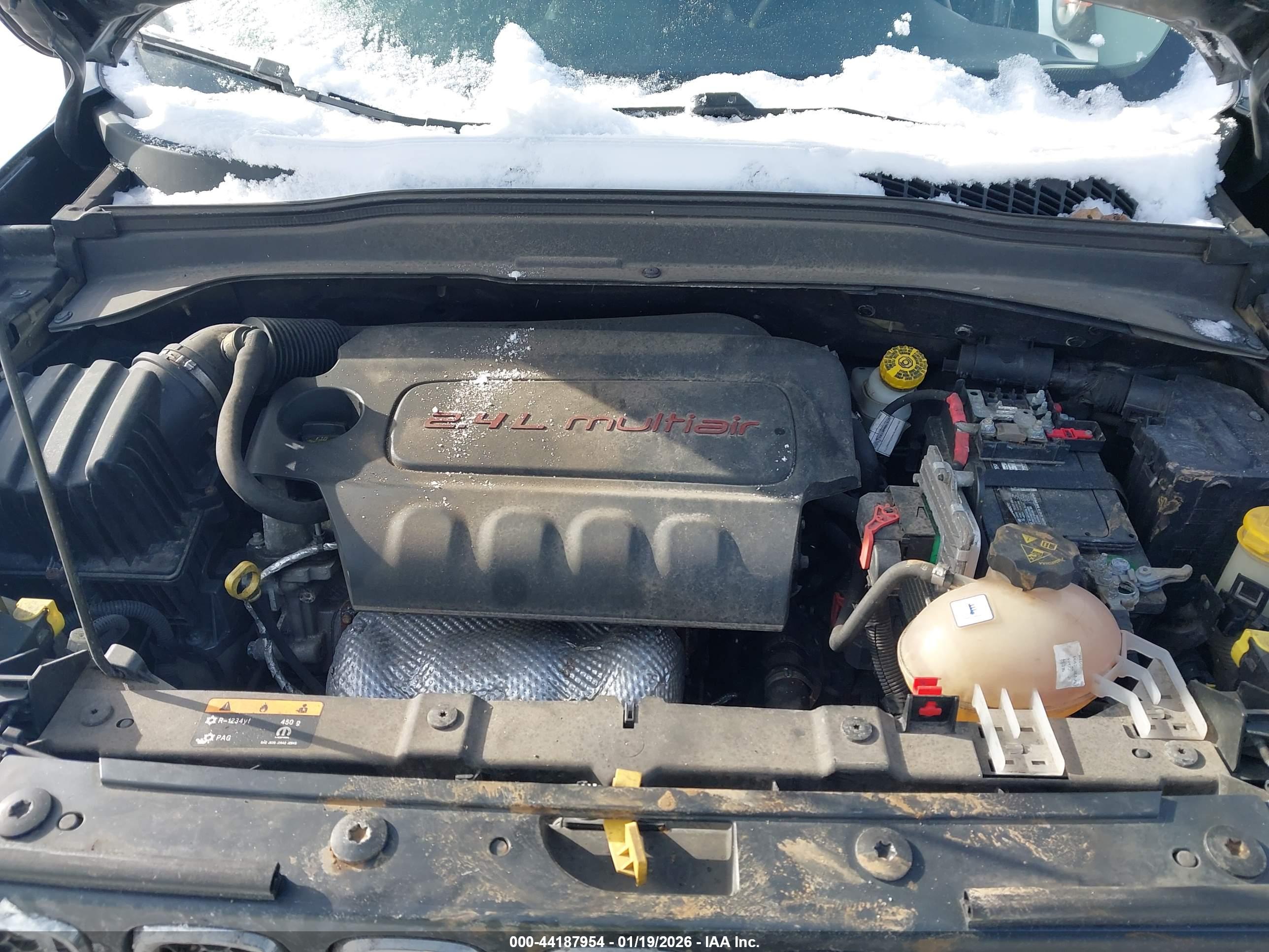 JEEP RENEGADE image 10