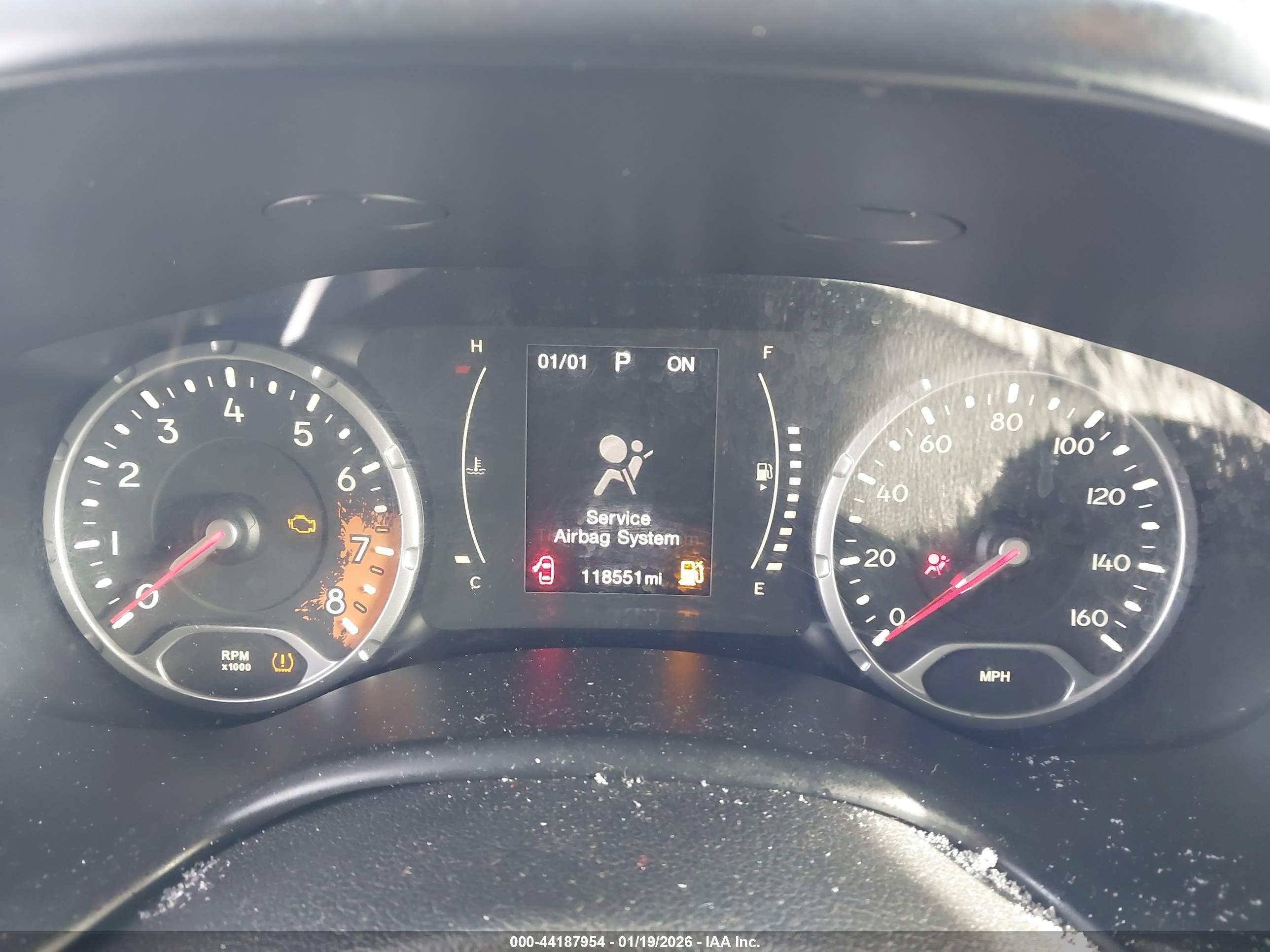JEEP RENEGADE image 7