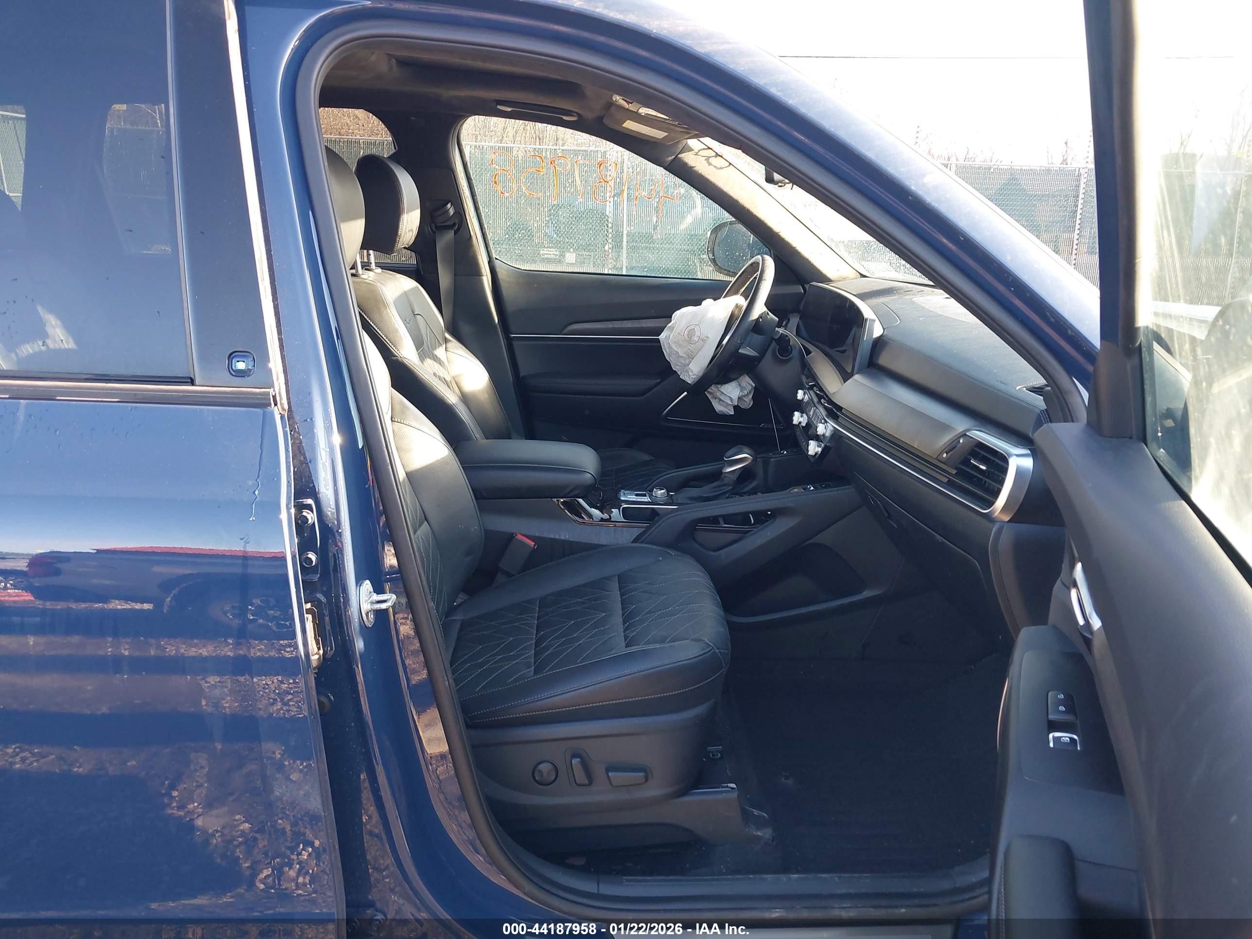 KIA TELLURIDE image 5