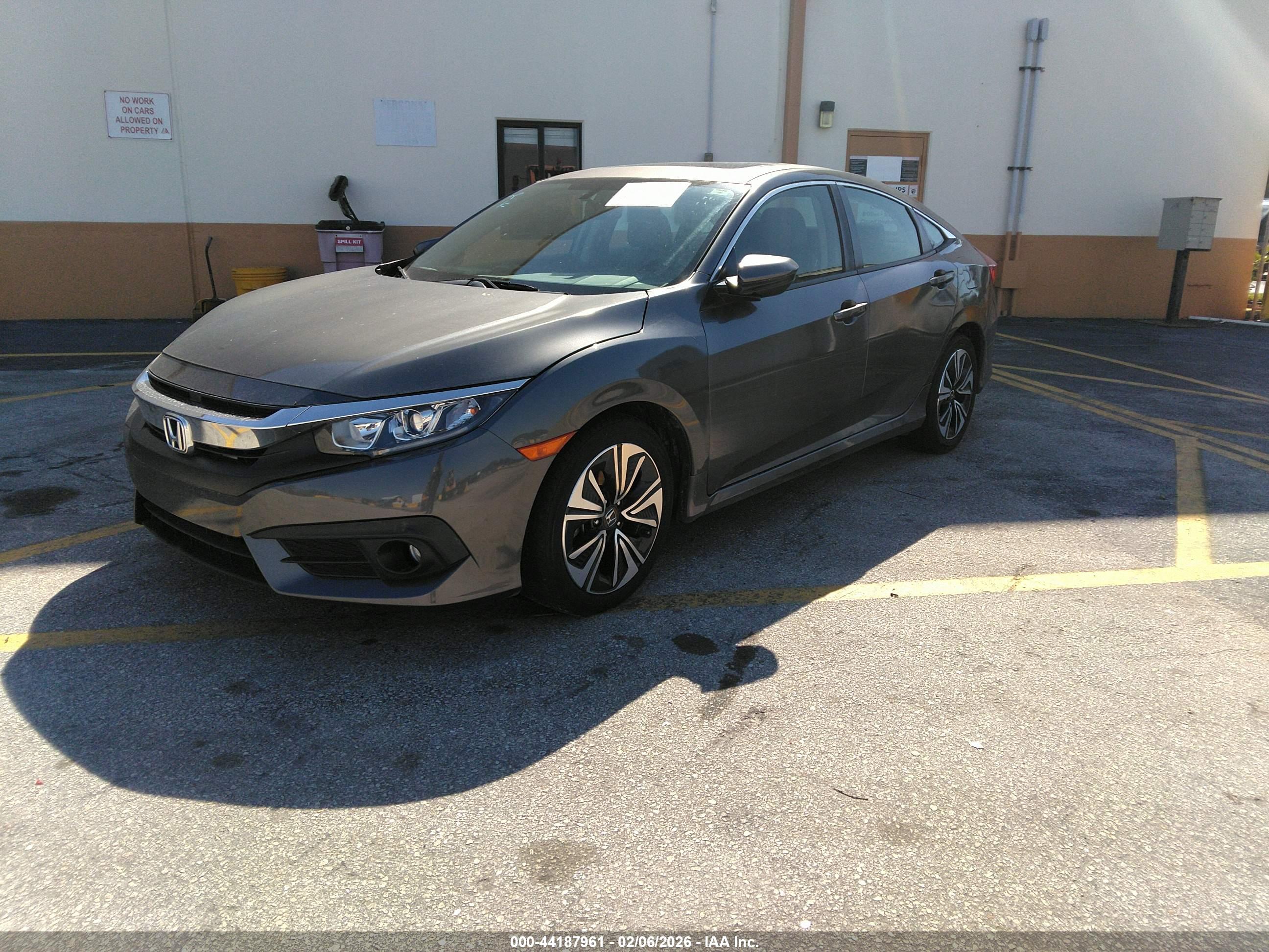 HONDA CIVIC image 2