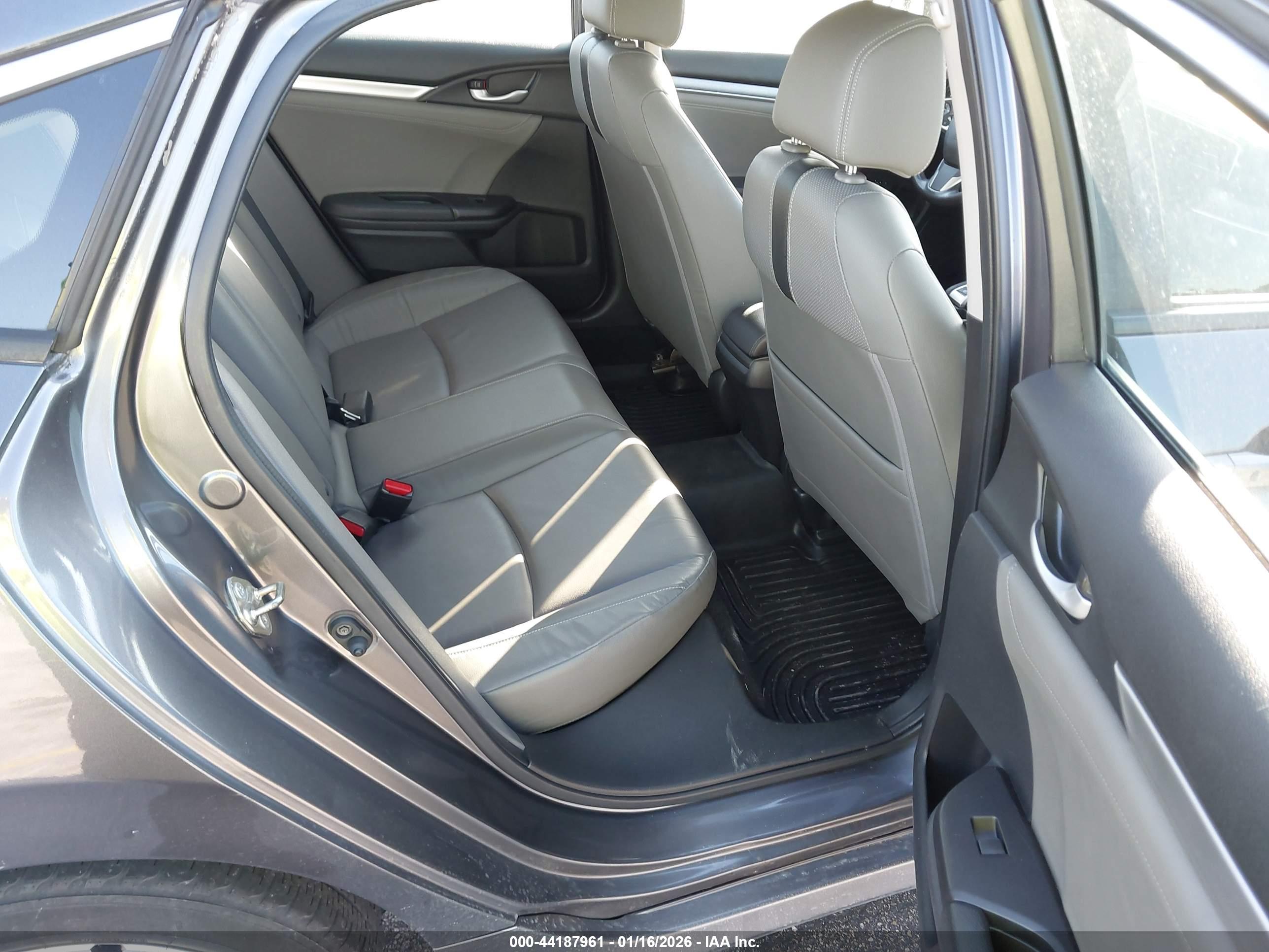 HONDA CIVIC image 8