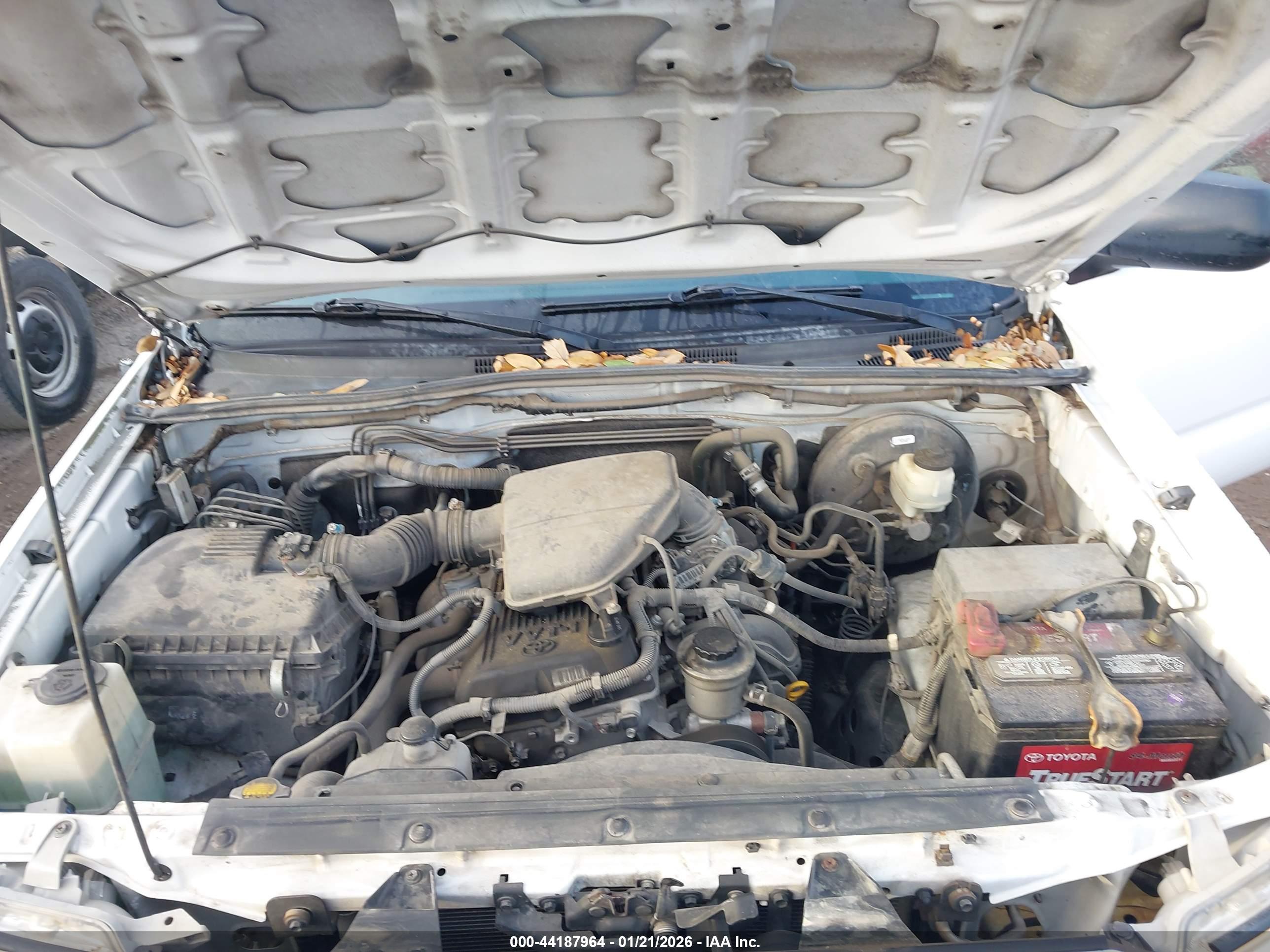 TOYOTA TACOMA image 10
