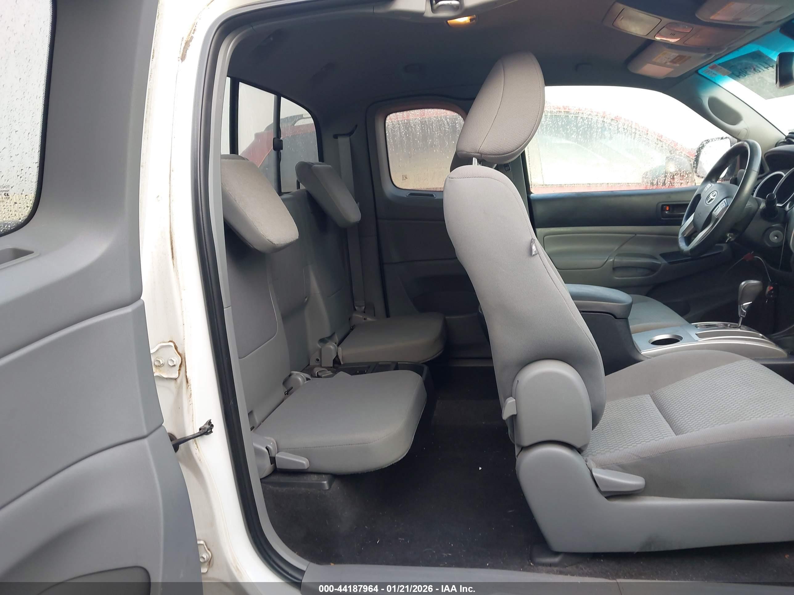 TOYOTA TACOMA image 8