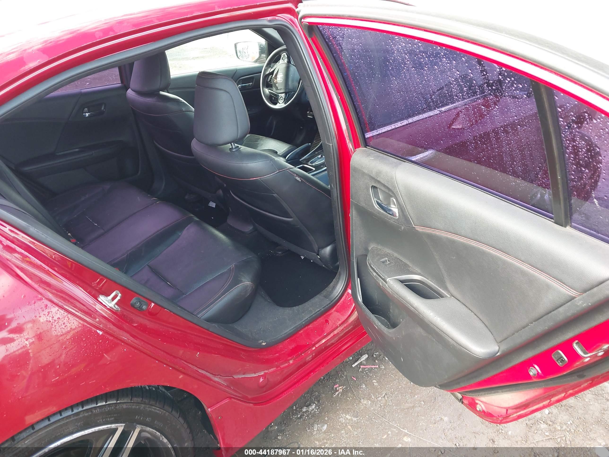 HONDA ACCORD image 8