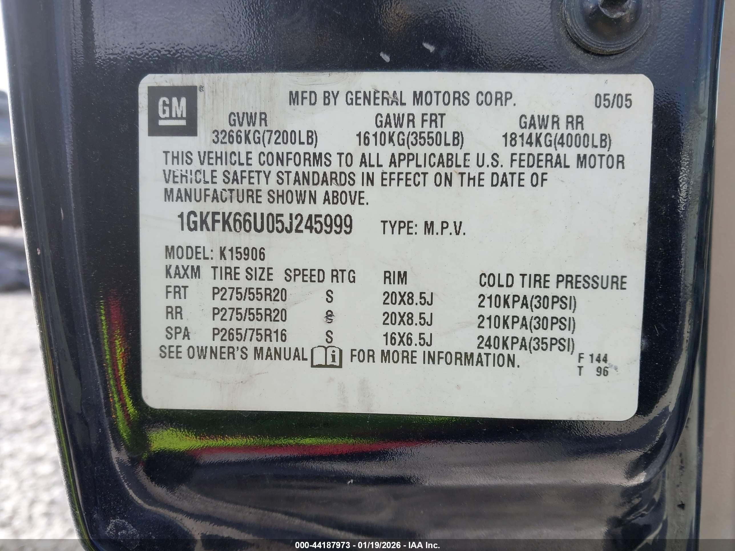 GMC YUKON image 9