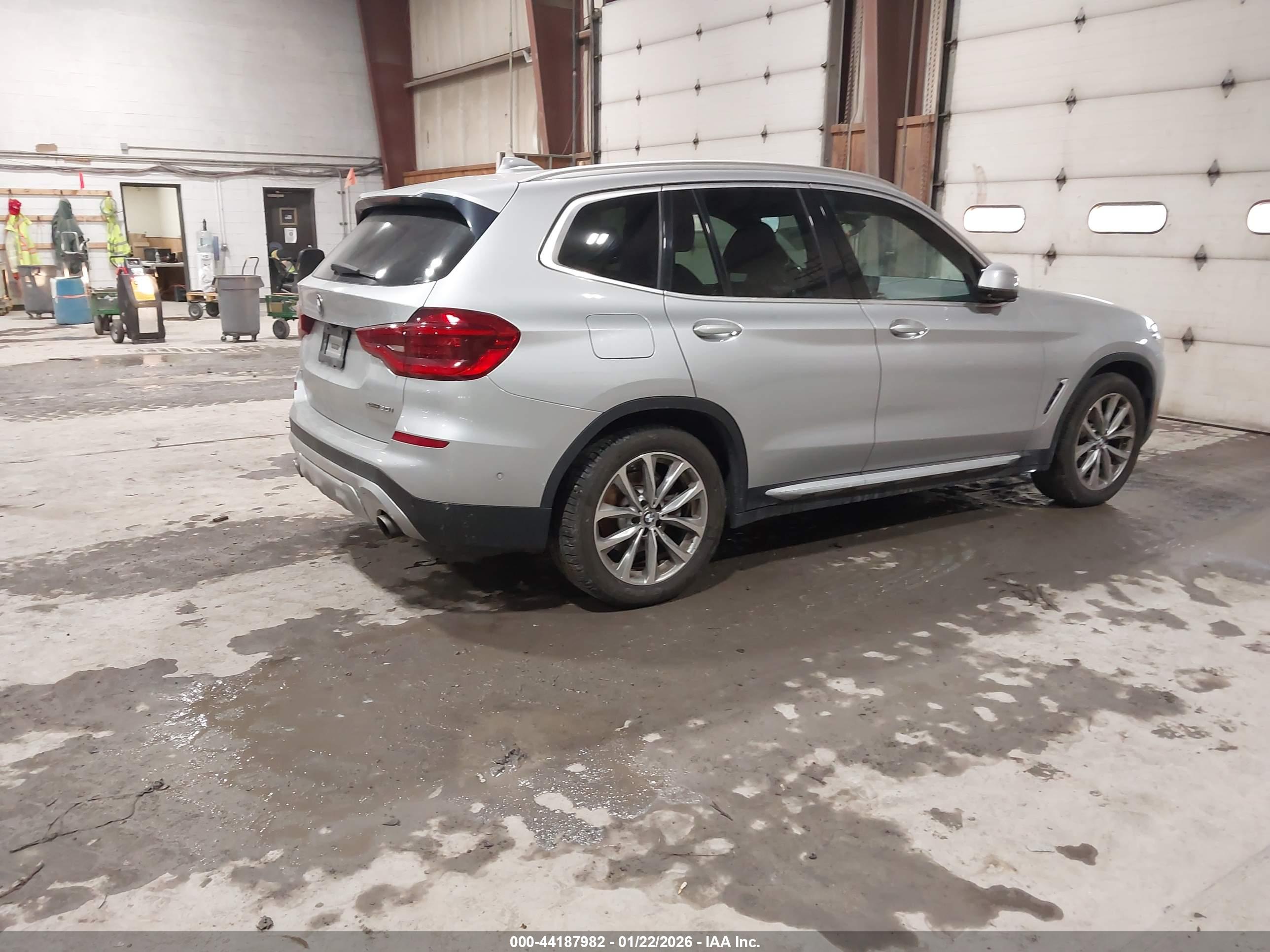 BMW X3 image 4