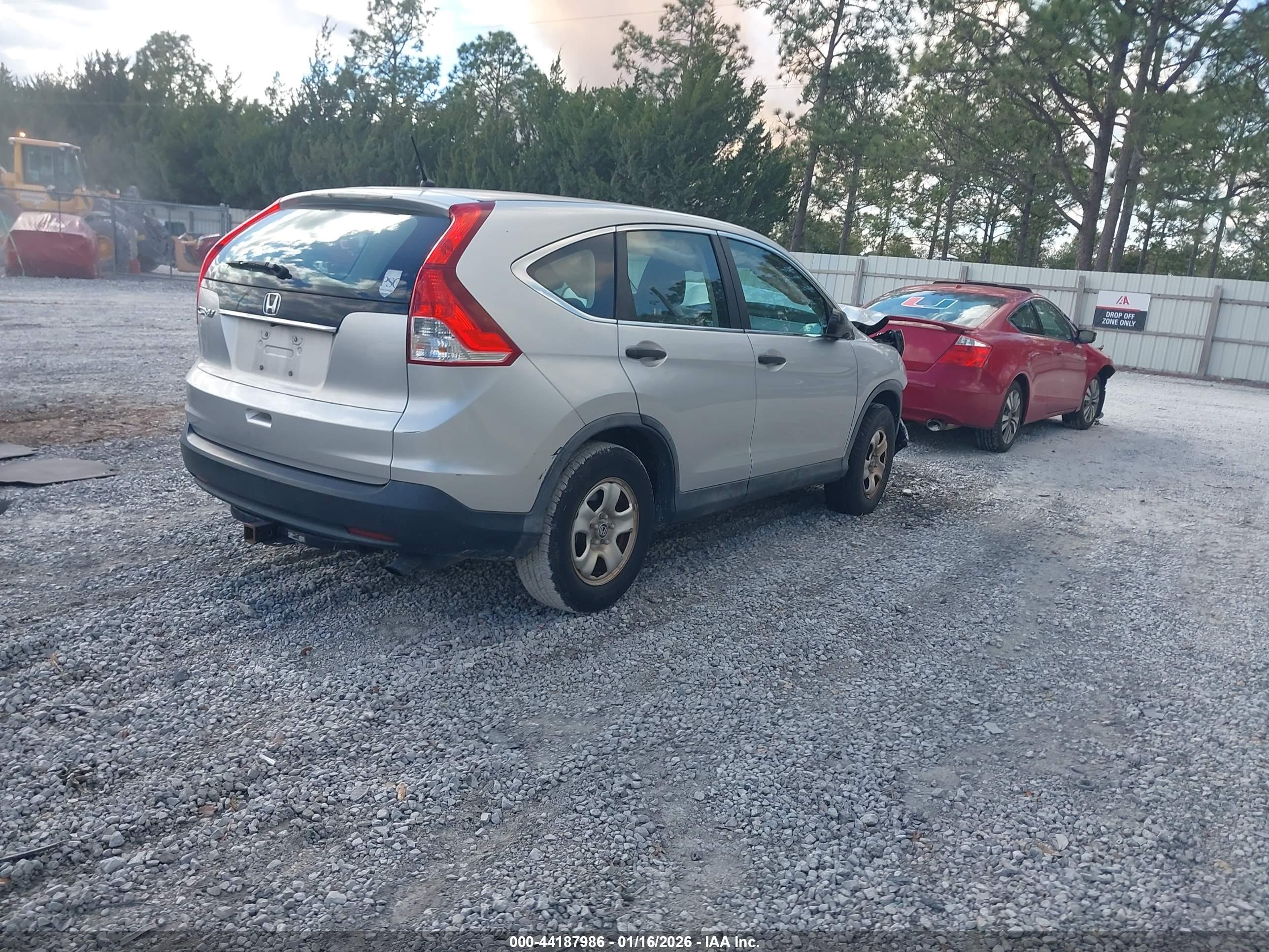 HONDA CR-V image 4