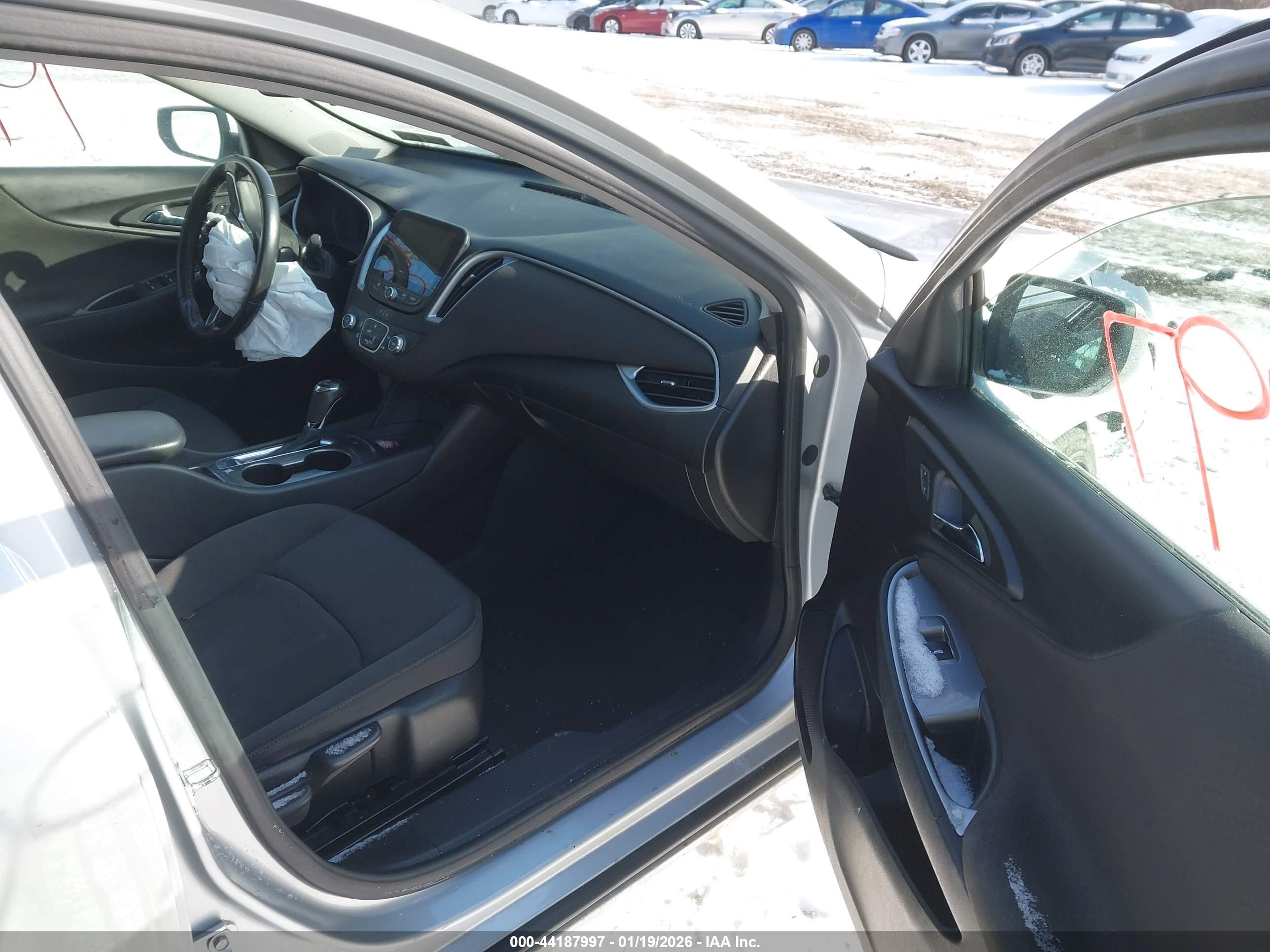 CHEVROLET MALIBU image 5