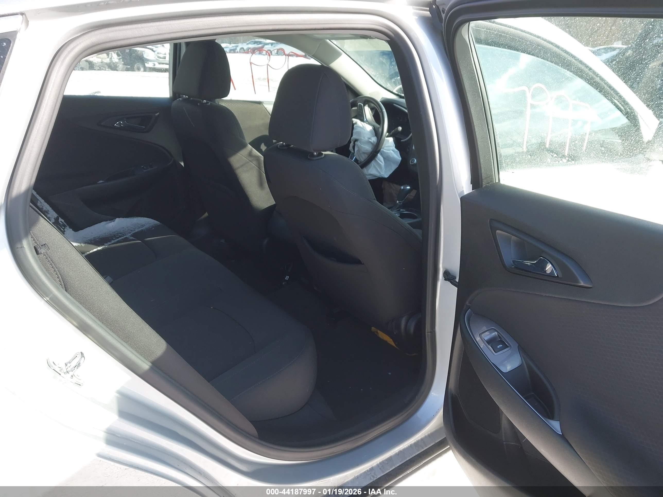CHEVROLET MALIBU image 8