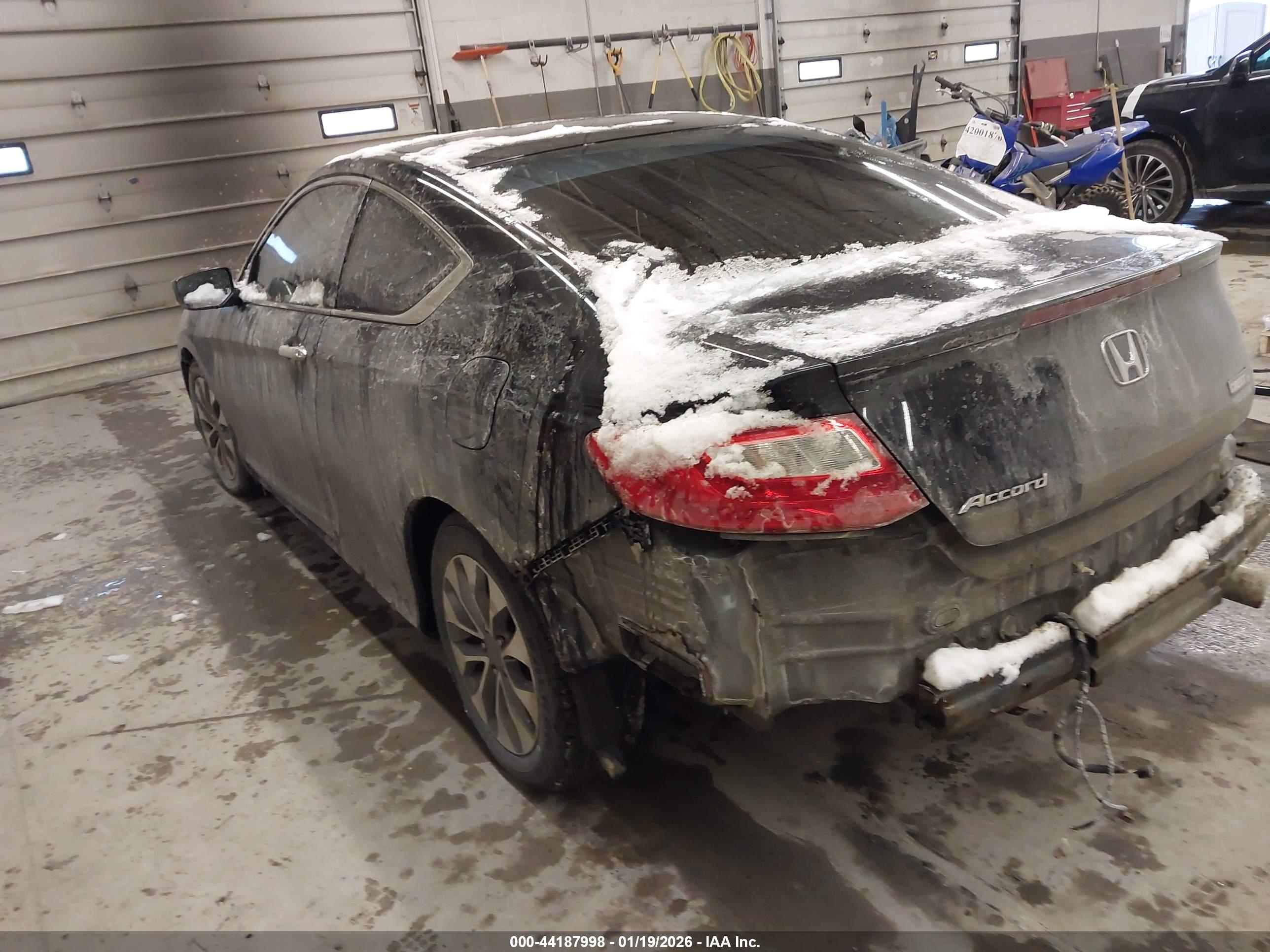 HONDA ACCORD image 3