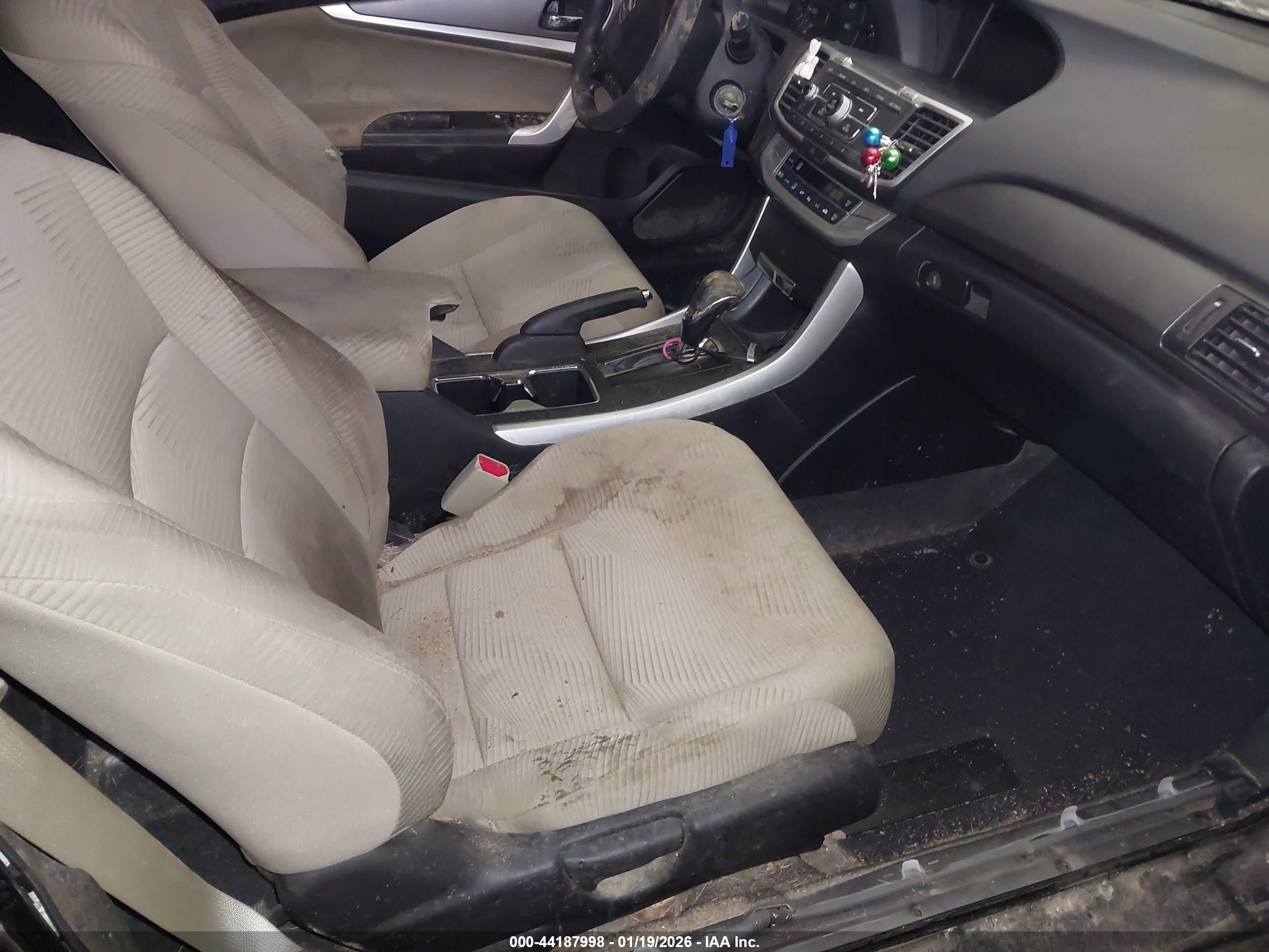 HONDA ACCORD image 5