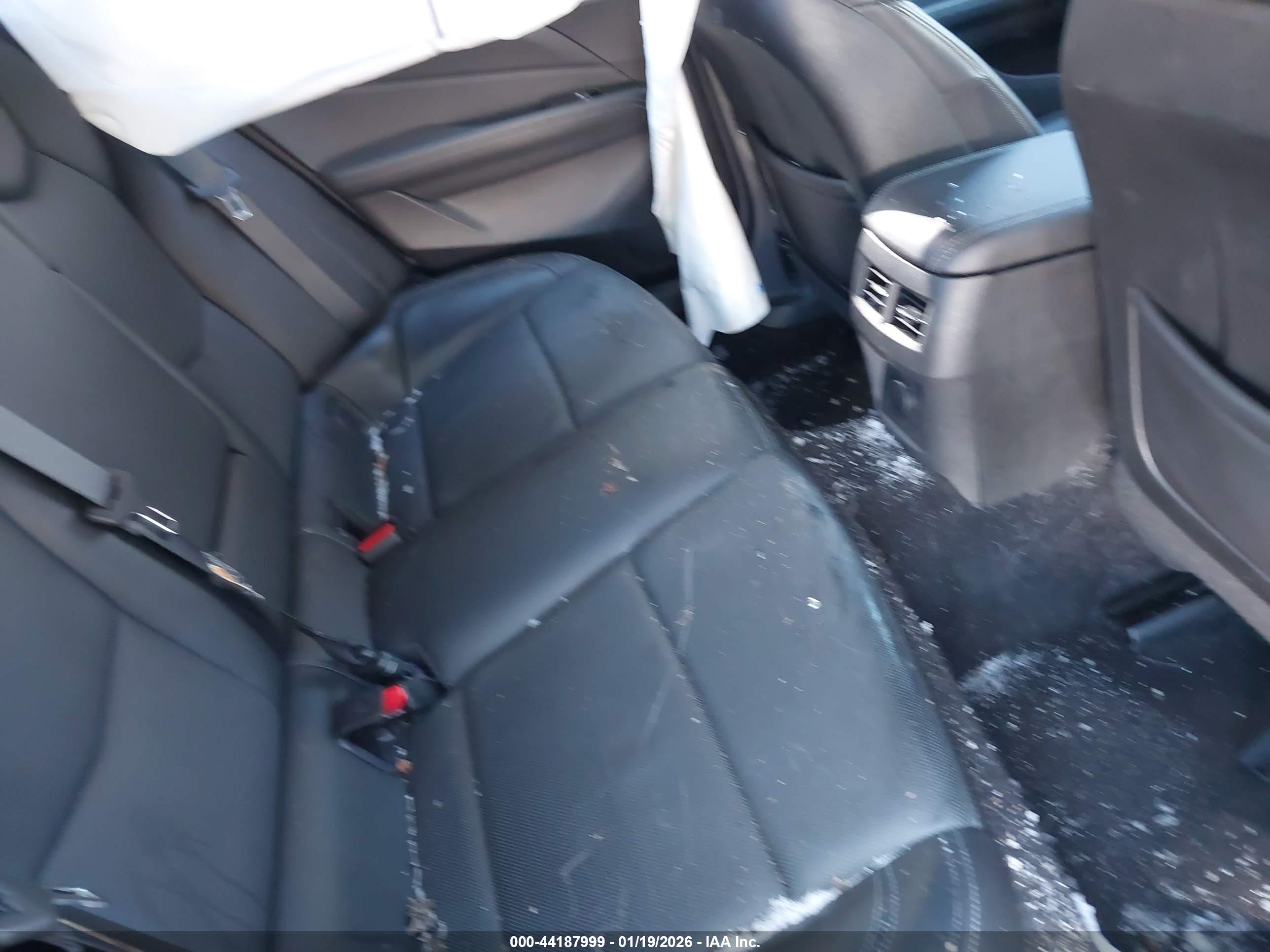 CADILLAC CT4 image 8