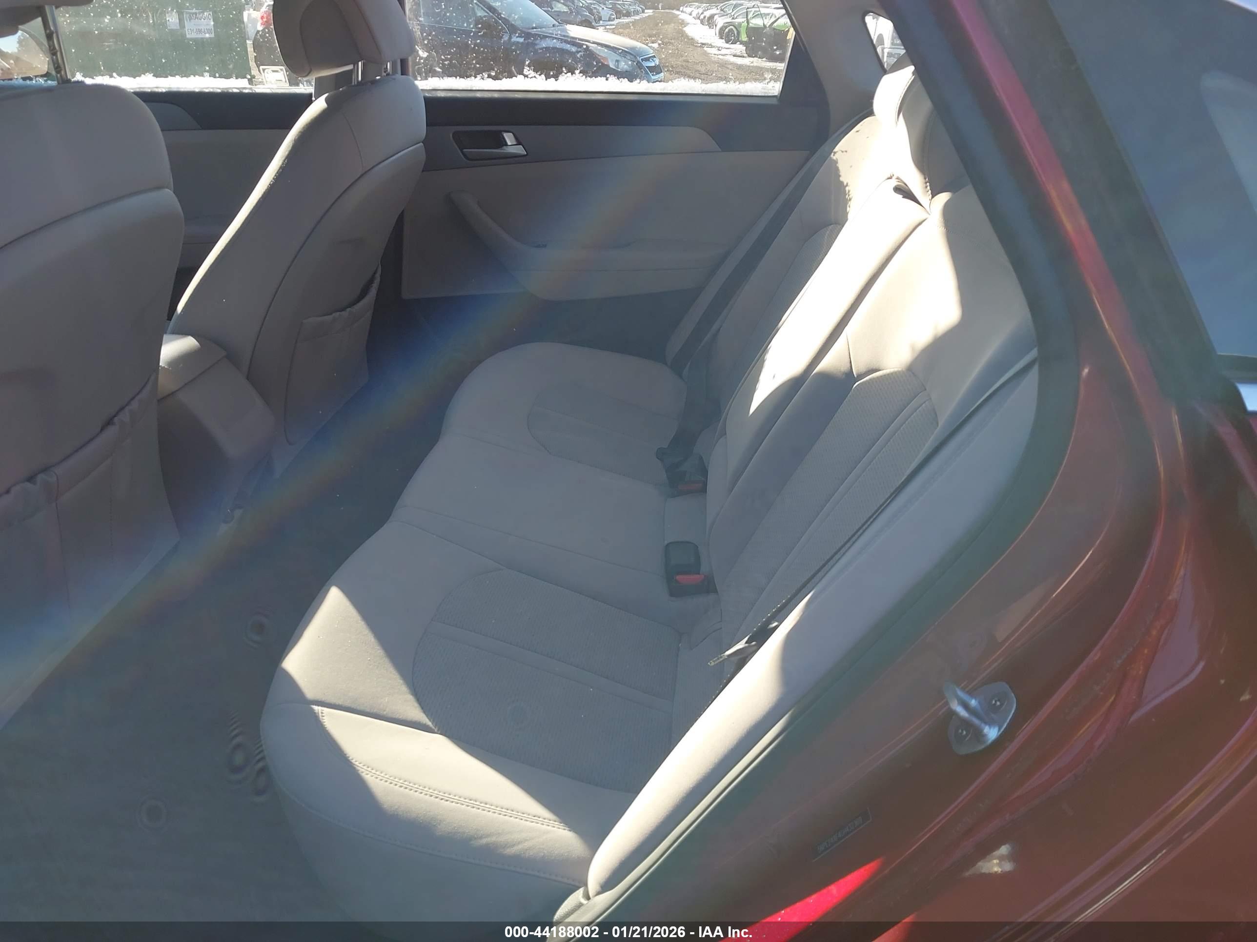 HYUNDAI SONATA image 8