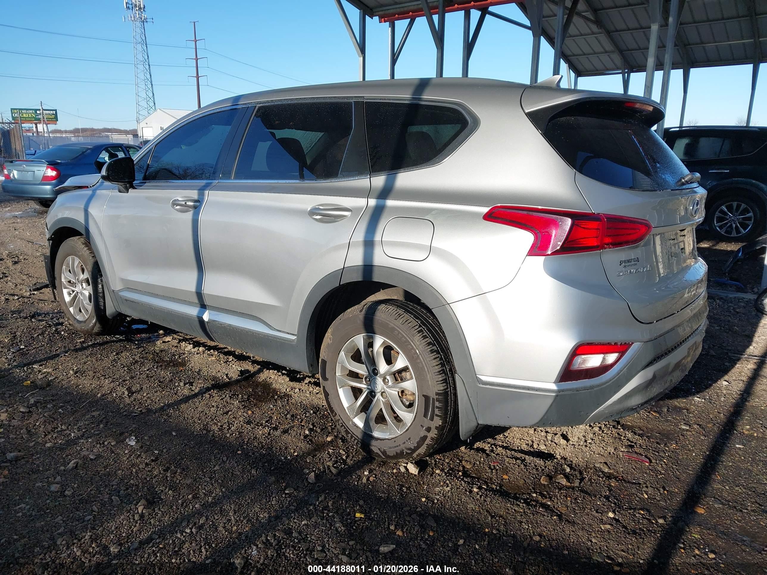 HYUNDAI SANTA image 3
