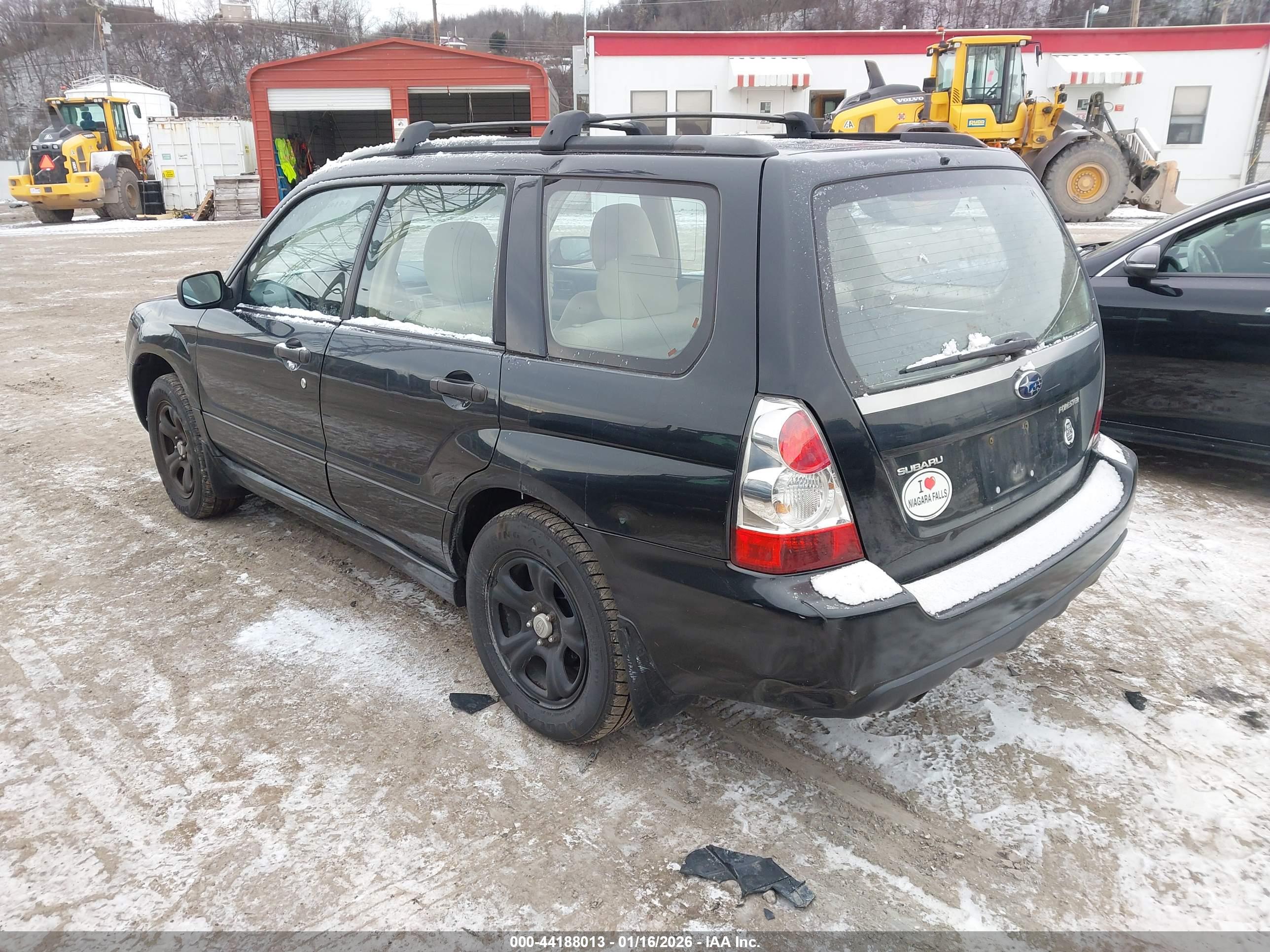 SUBARU FORESTER image 3