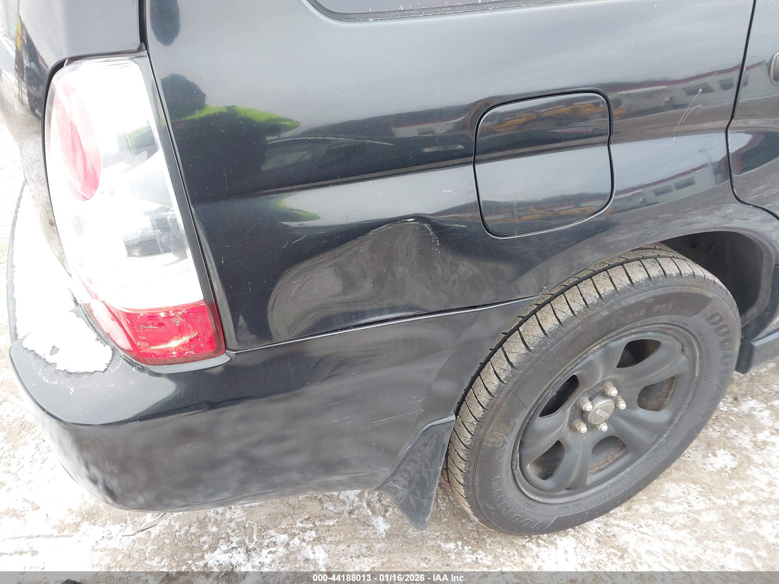 SUBARU FORESTER image 6