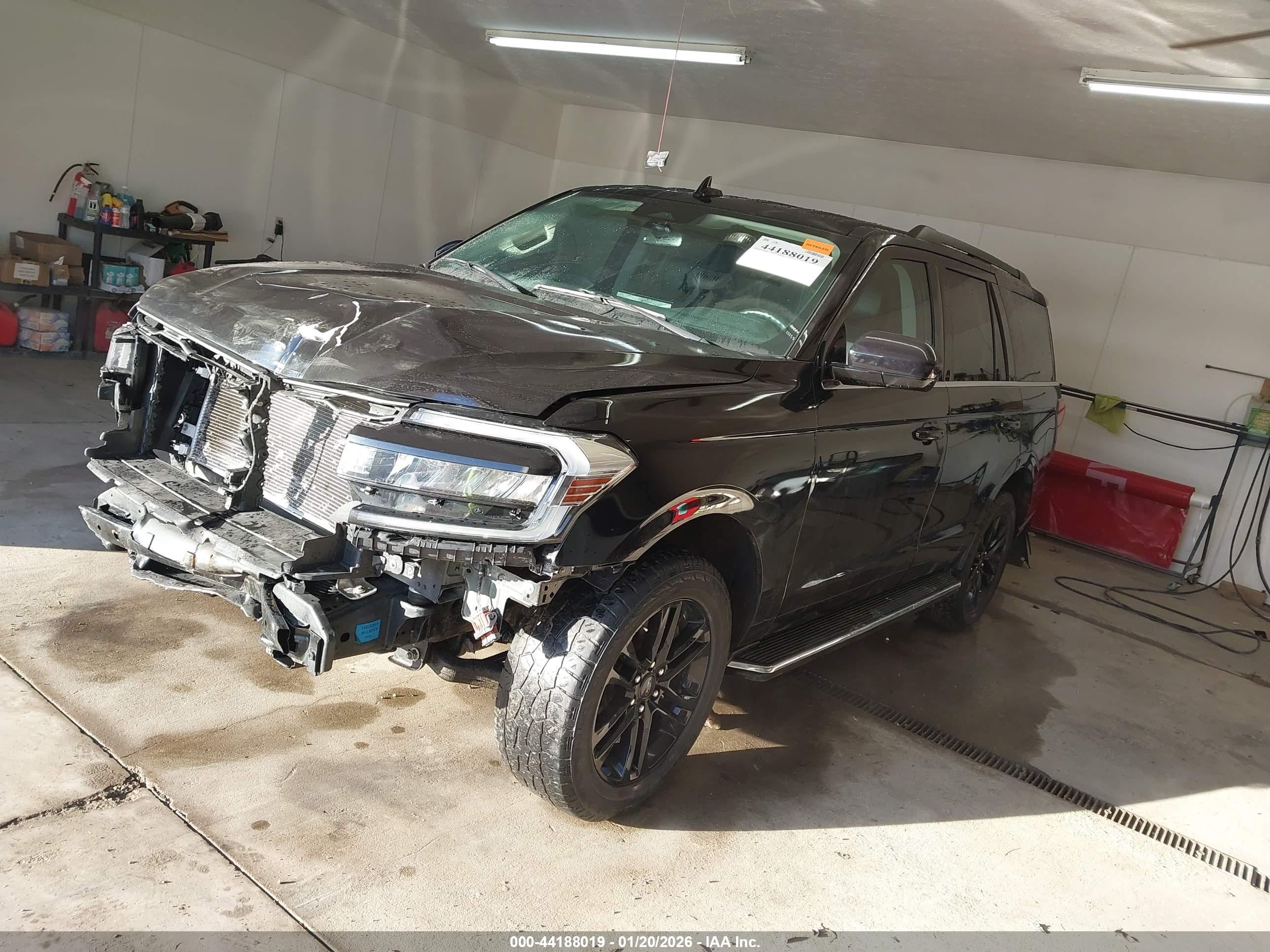 FORD EXPEDITION image 2