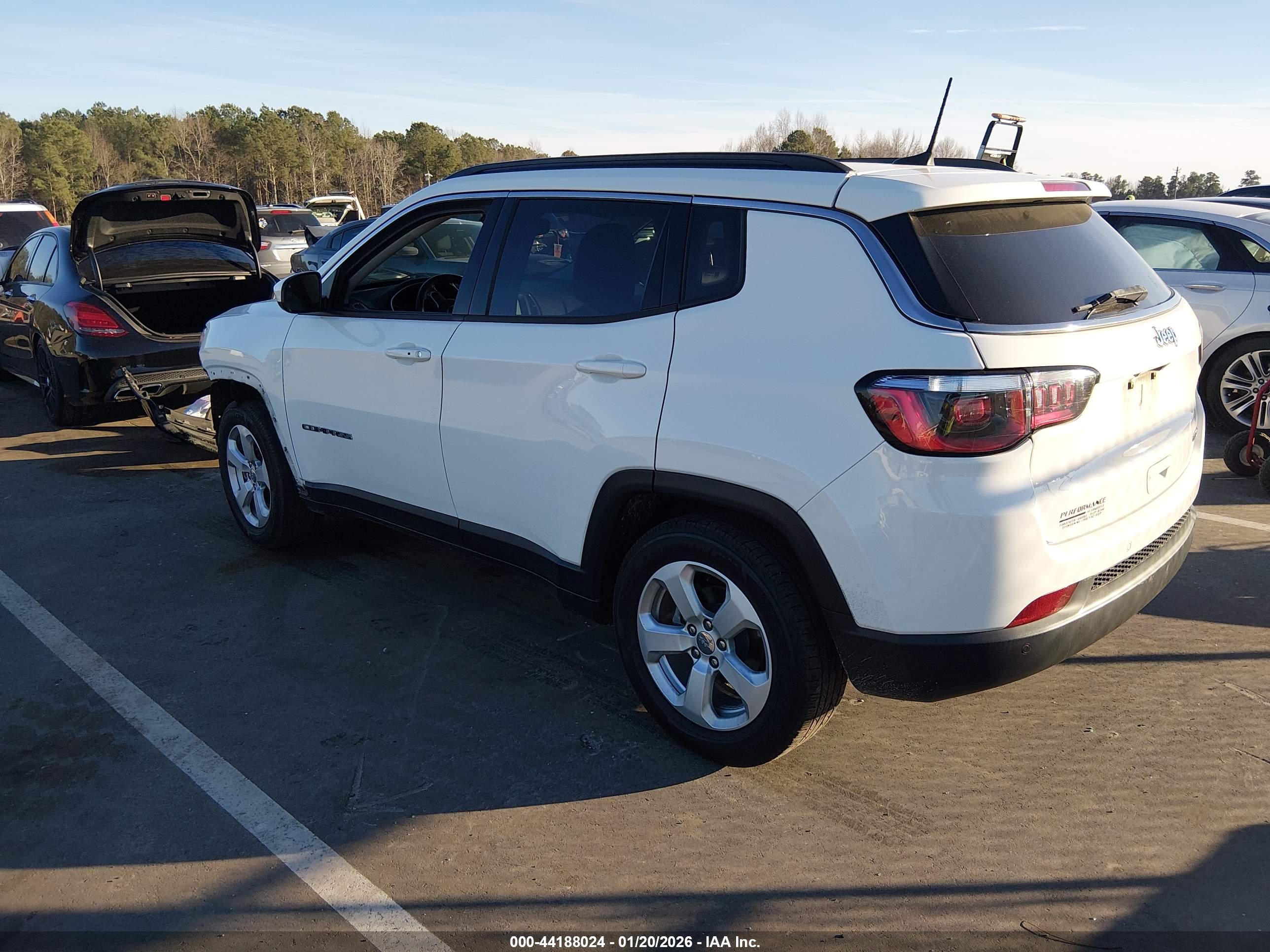 JEEP COMPASS image 3