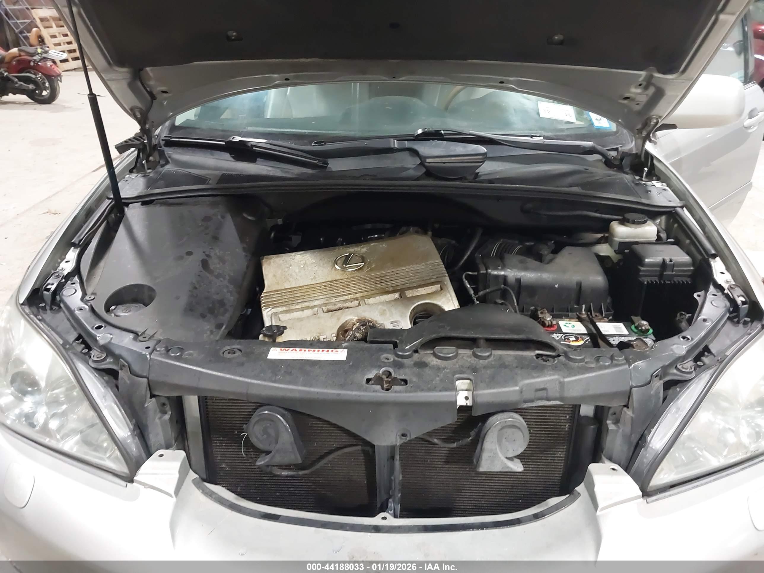 LEXUS RX image 10