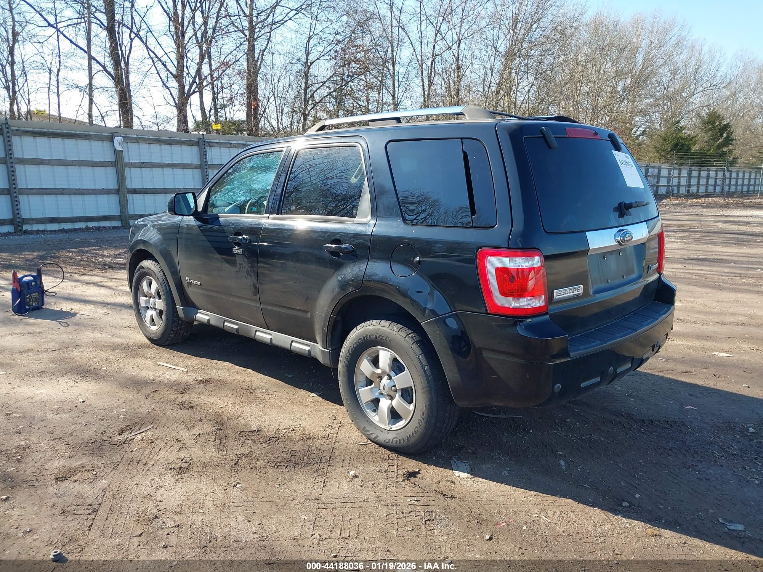 FORD ESCAPE image 3