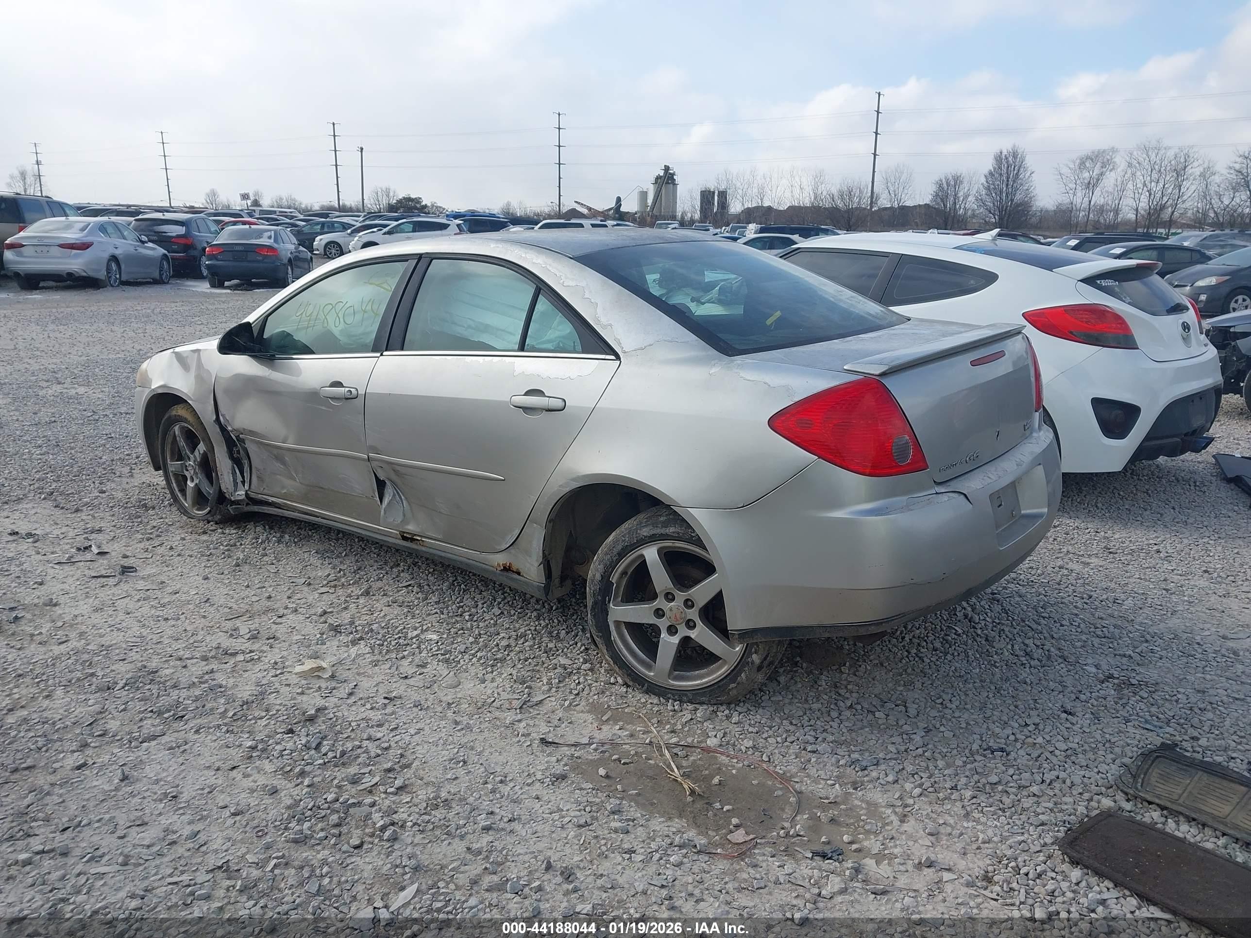 PONTIAC G6 image 3