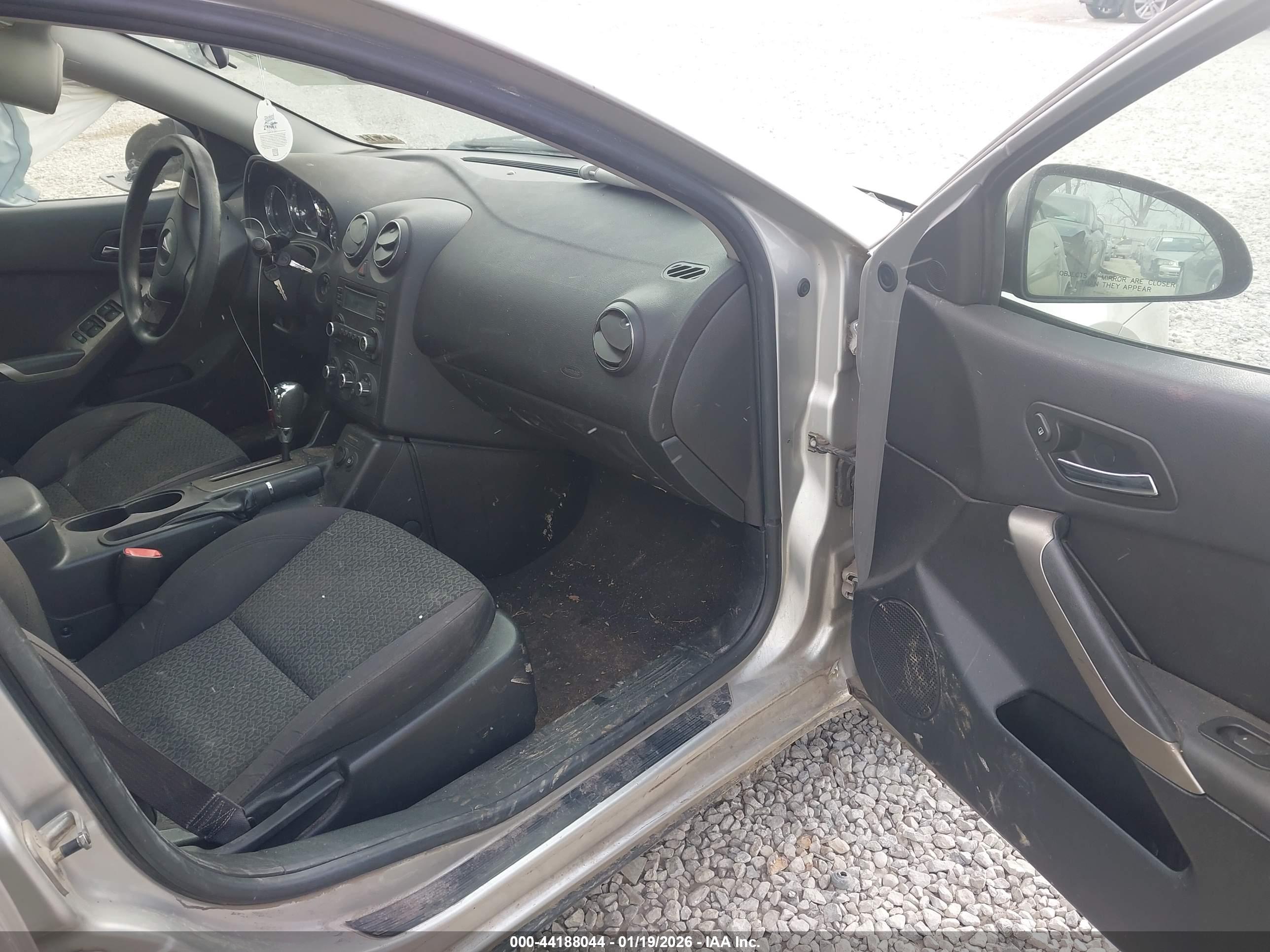PONTIAC G6 image 5