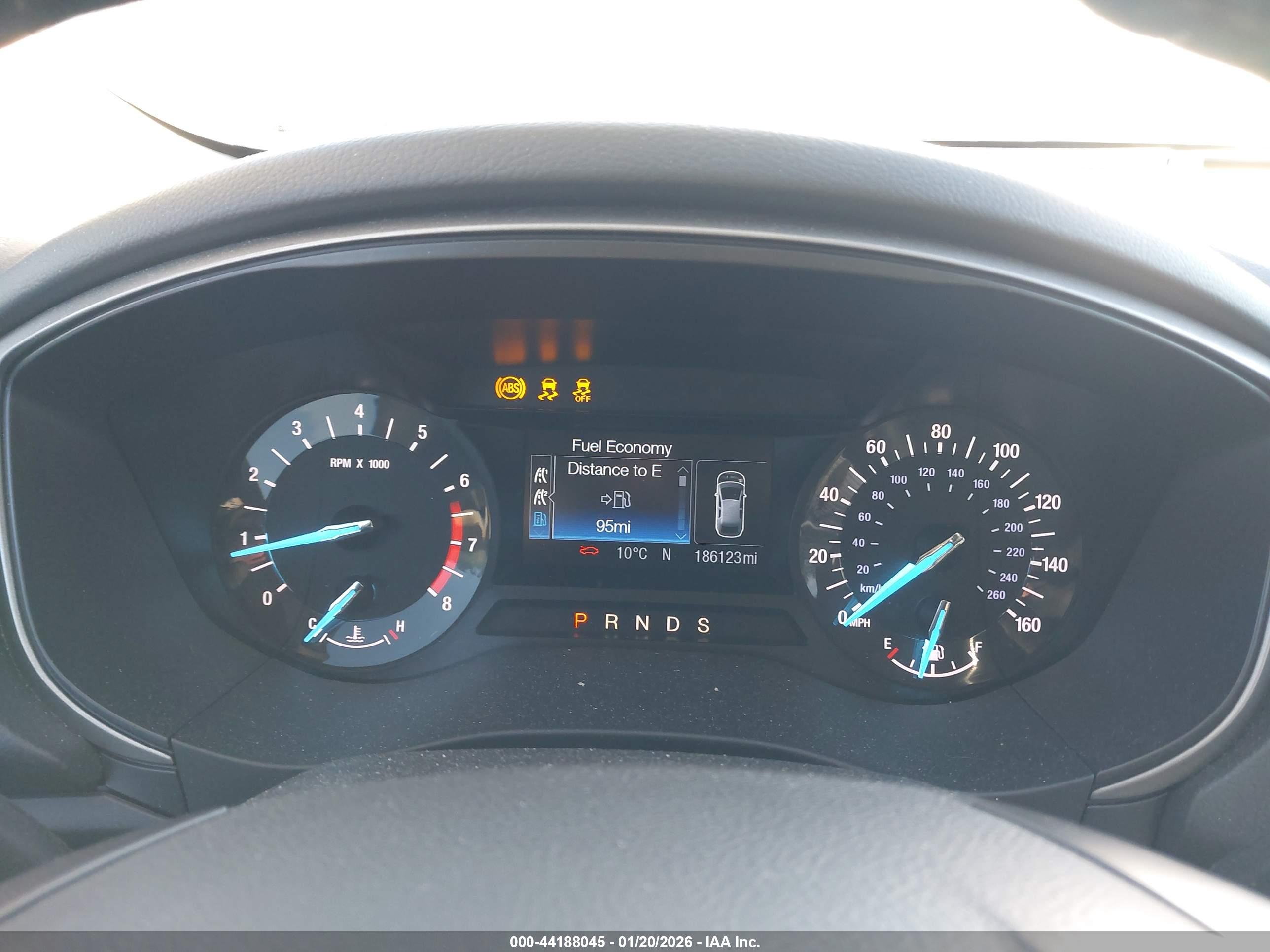FORD FUSION image 7