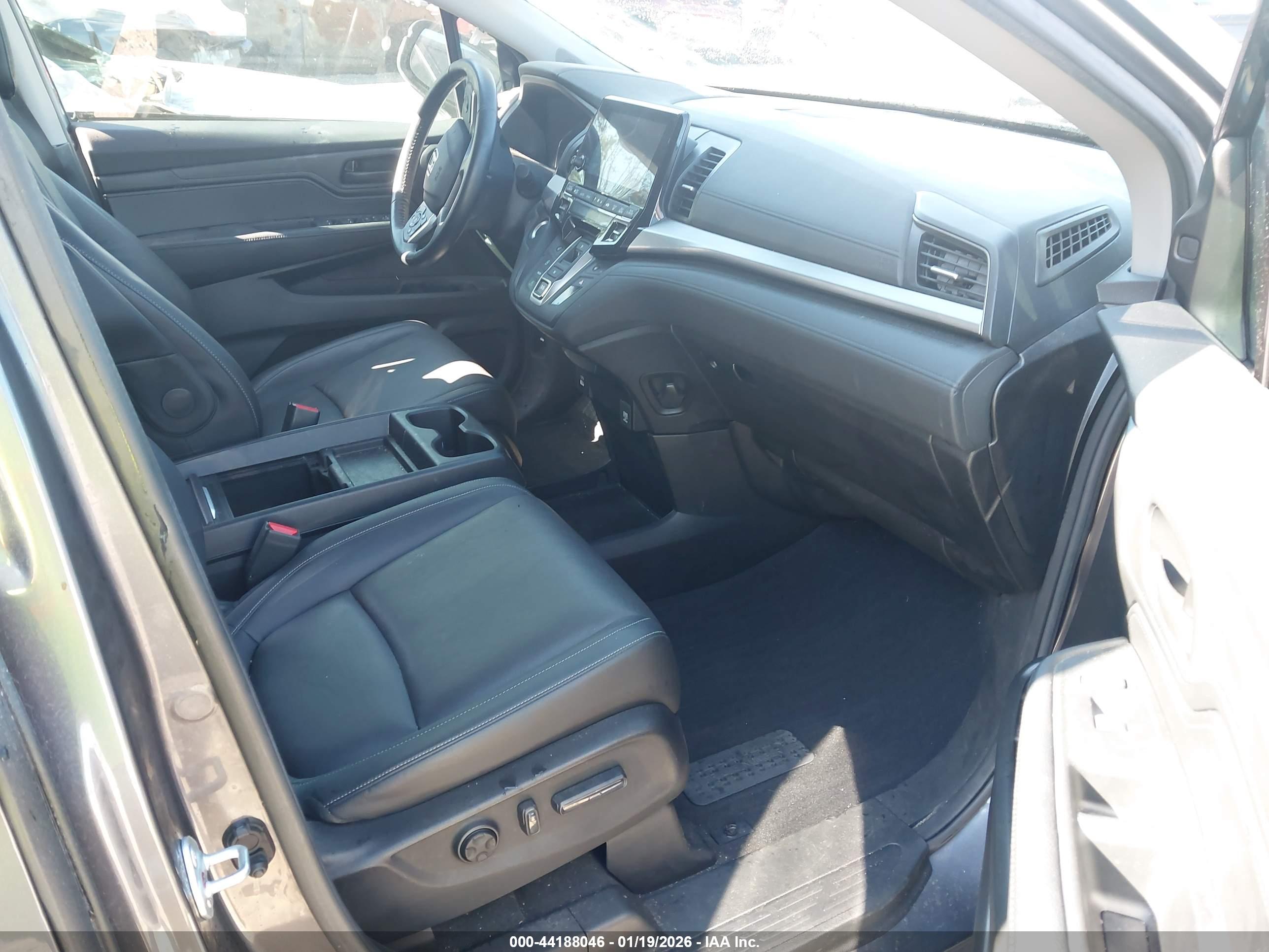 HONDA ODYSSEY image 5