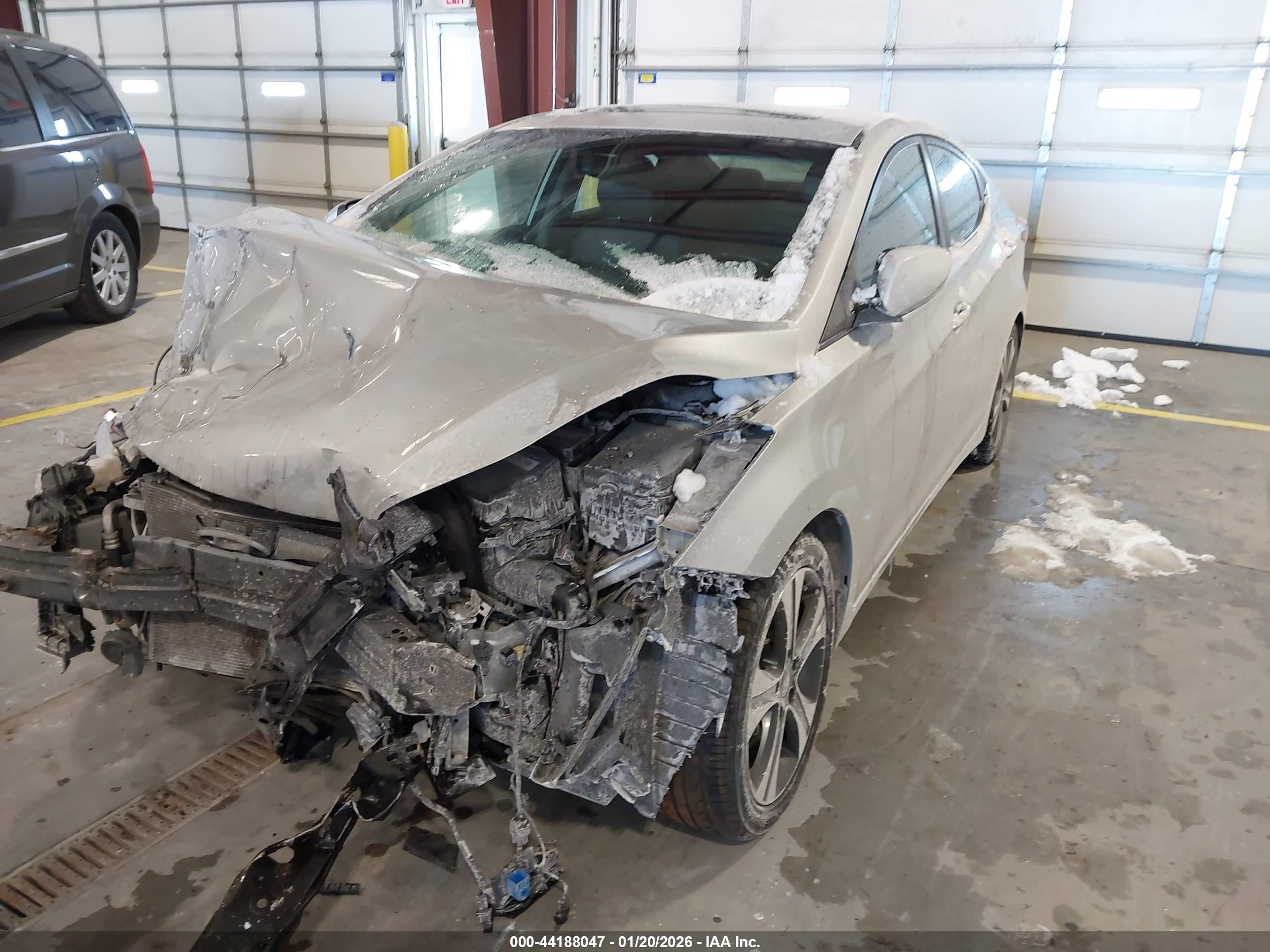 HYUNDAI ELANTRA image 6
